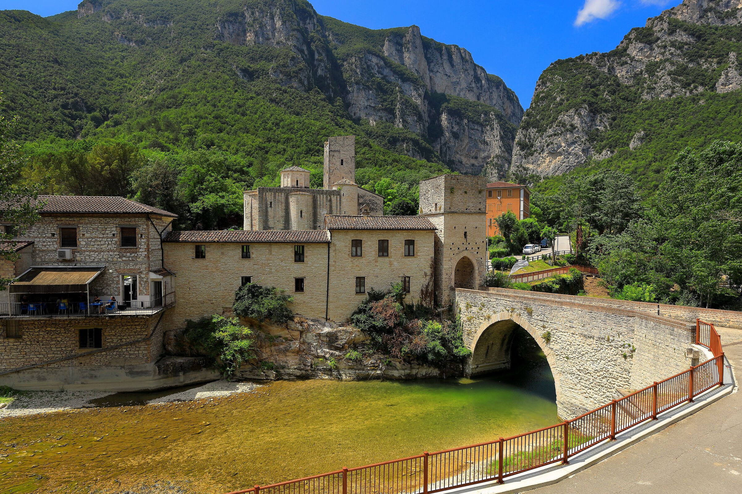 San Vittore alle Chiuse