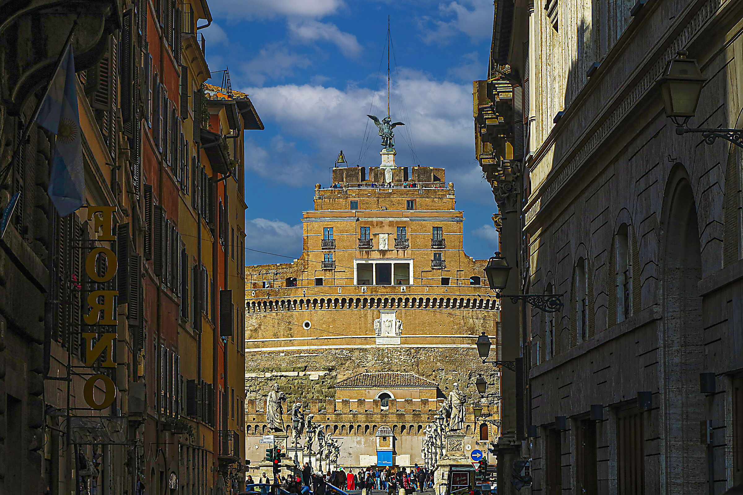 E...in fondo alla via: Castel Sant'Angelo