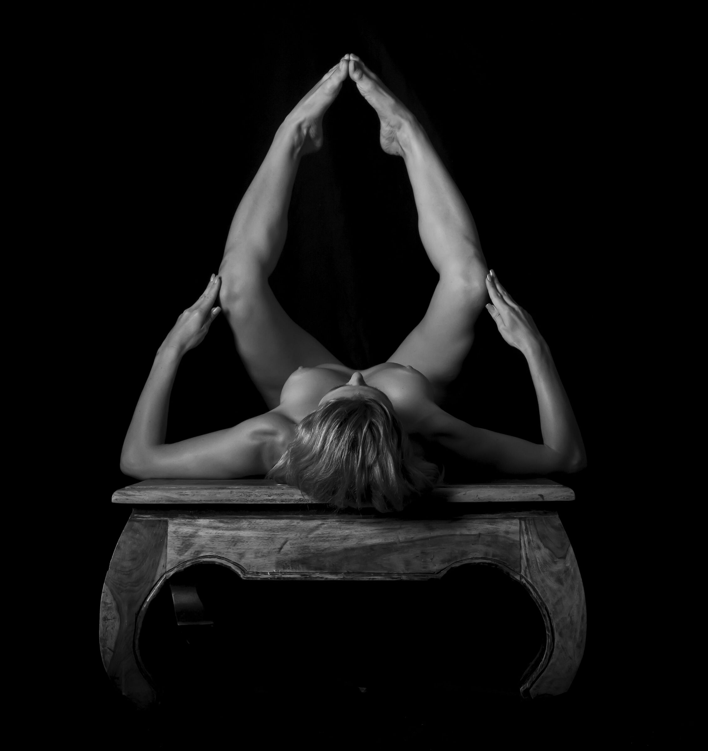 L'ombra che avvolge e scolpisce