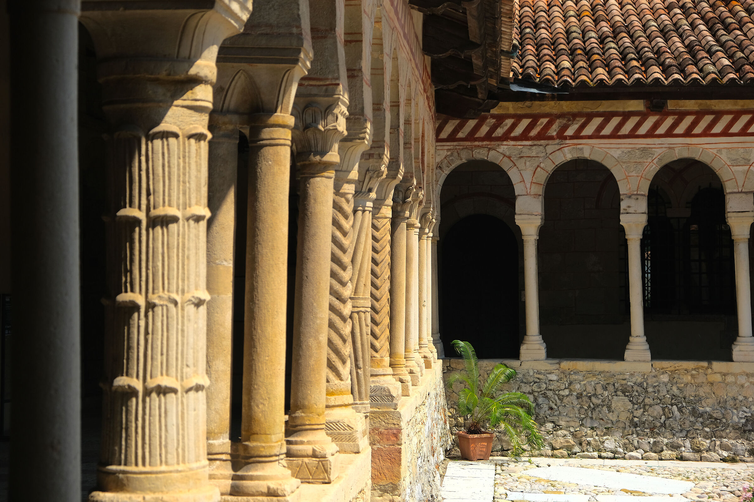 Cloister of the Abbey of S. Maria in Follina (TV)