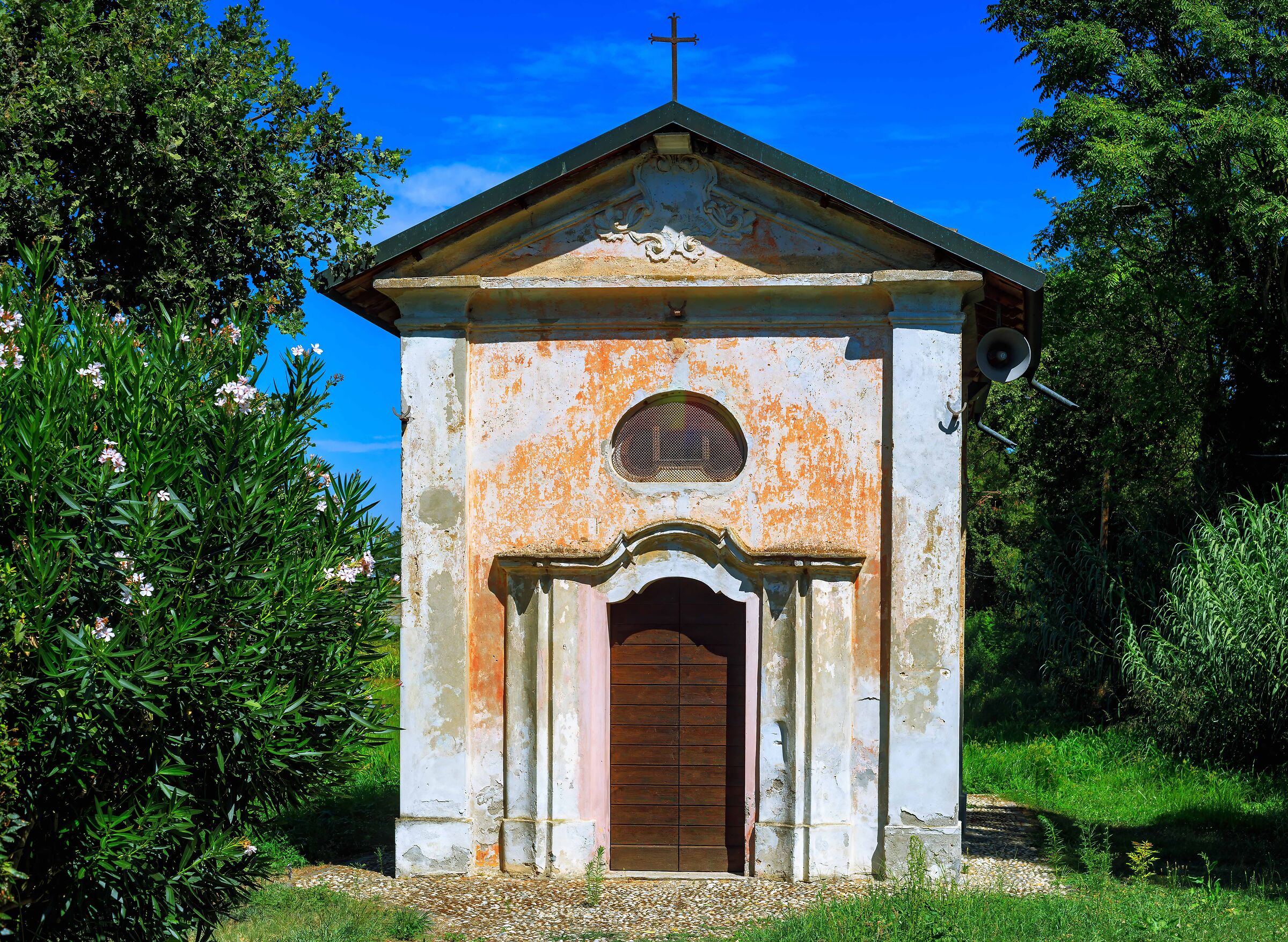Chiesetta di campagna