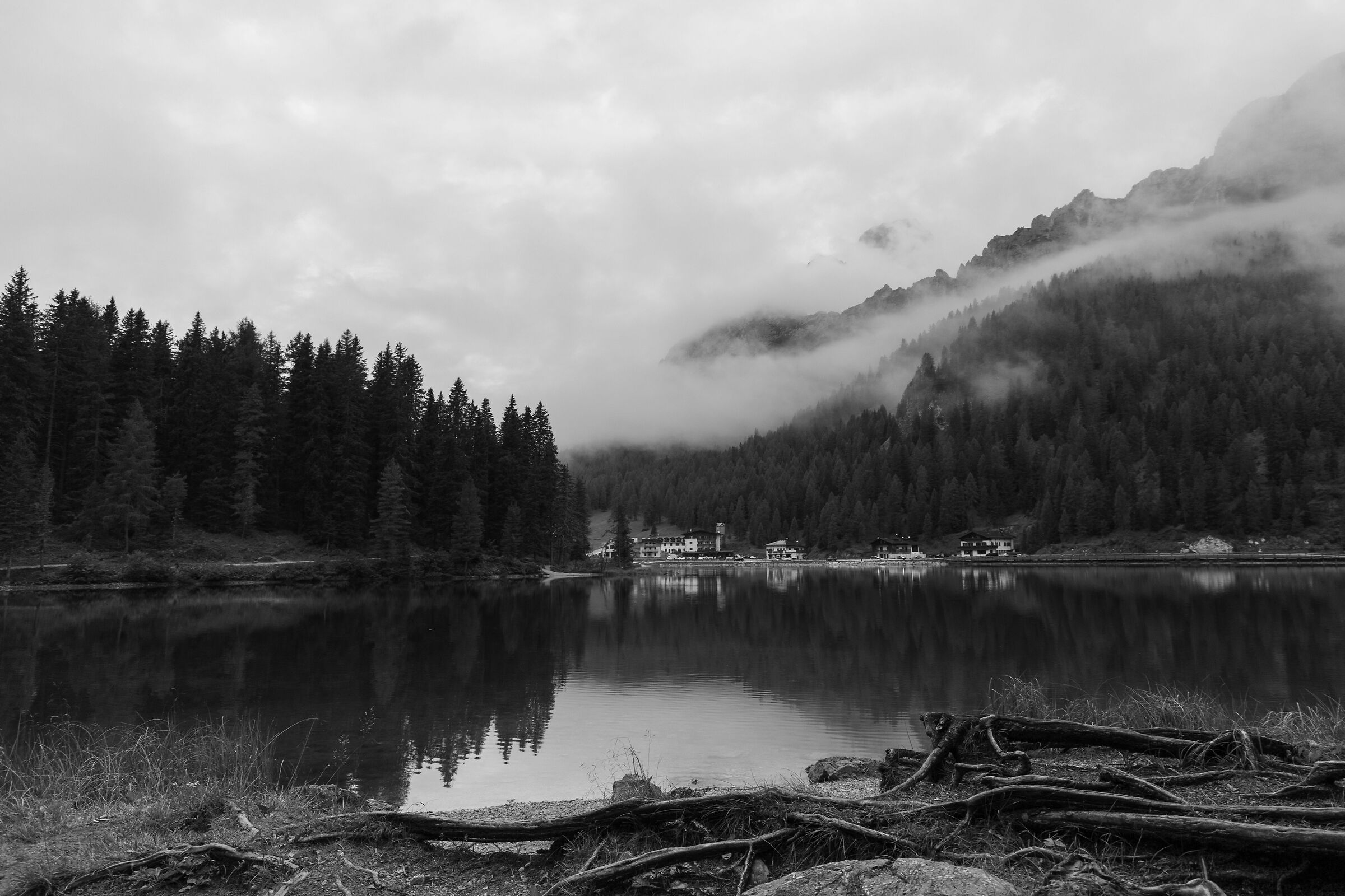 Lago di Misurina, l'altra sponda