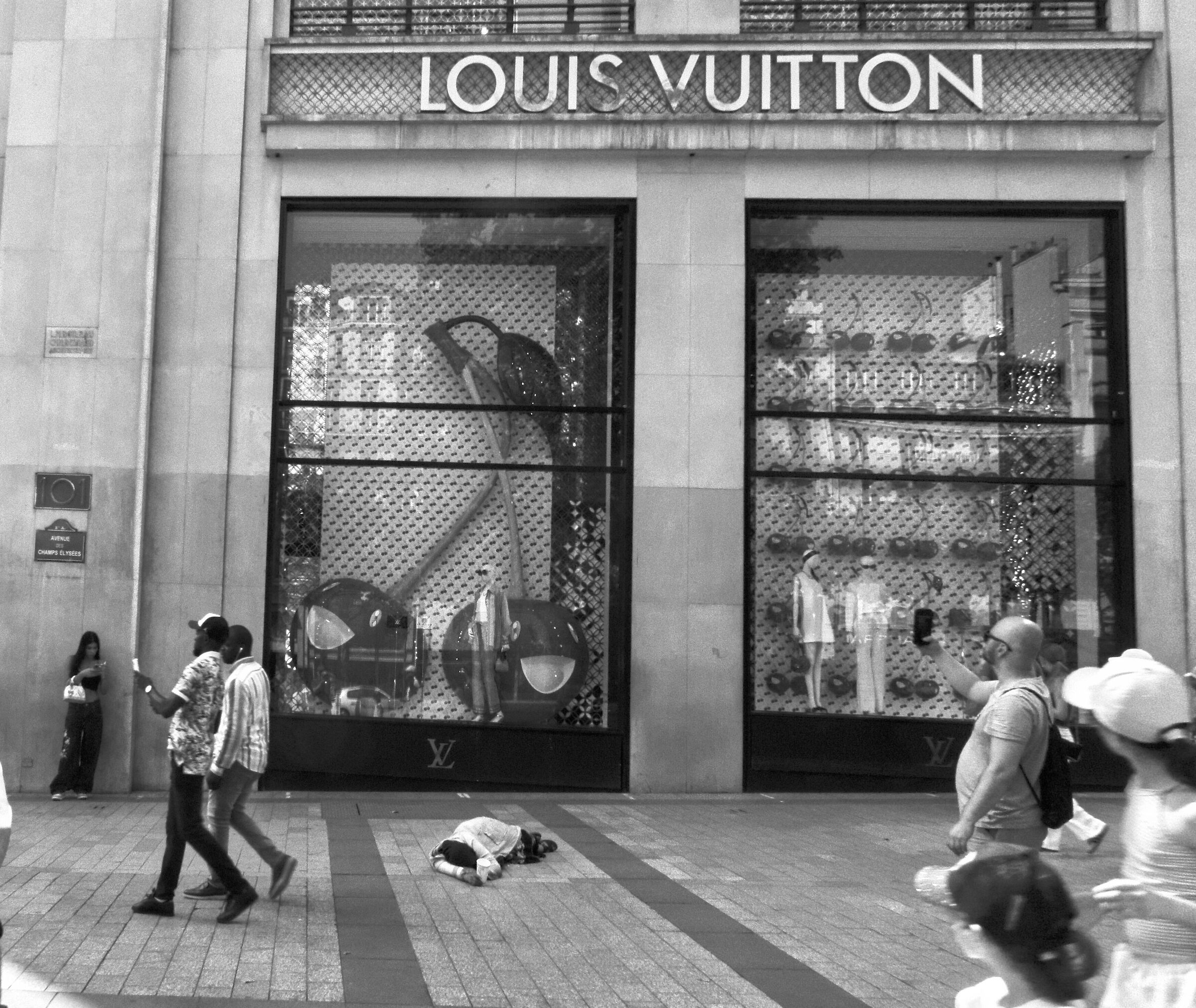 Lussuosa indifferenza