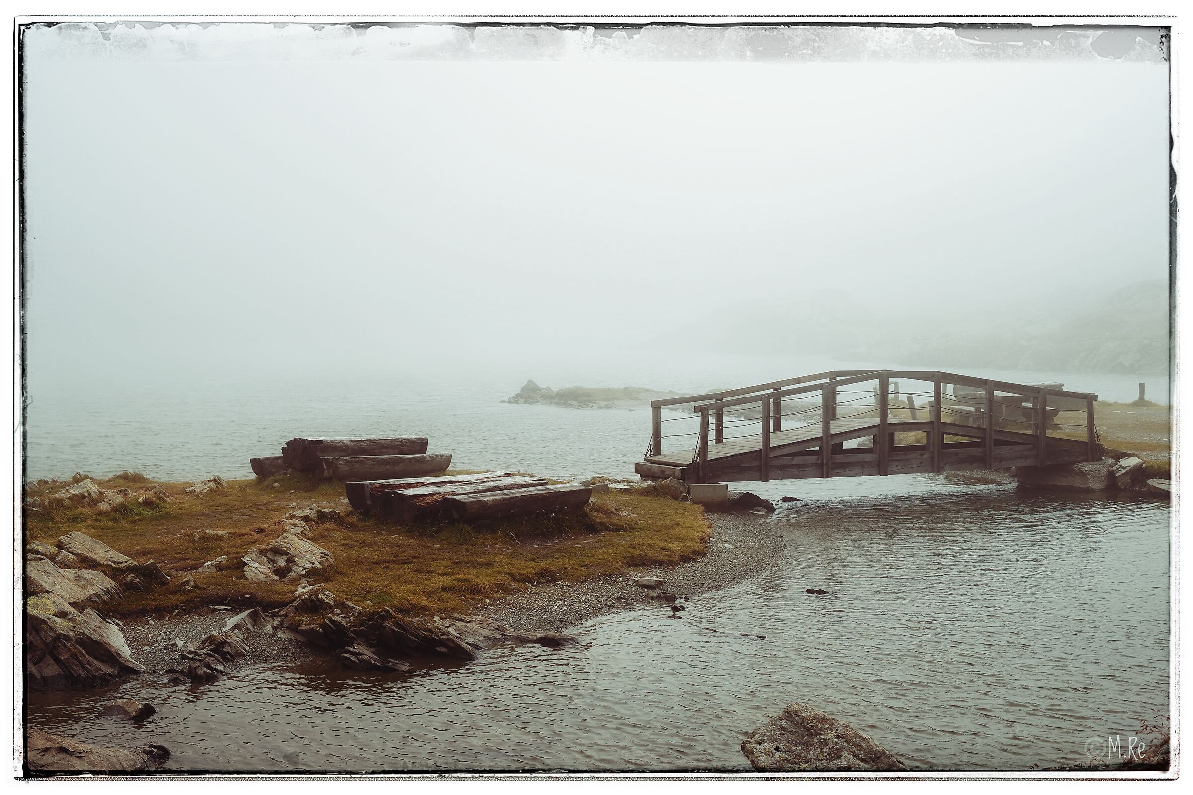 Lago sul colle Gran San Bernardo
