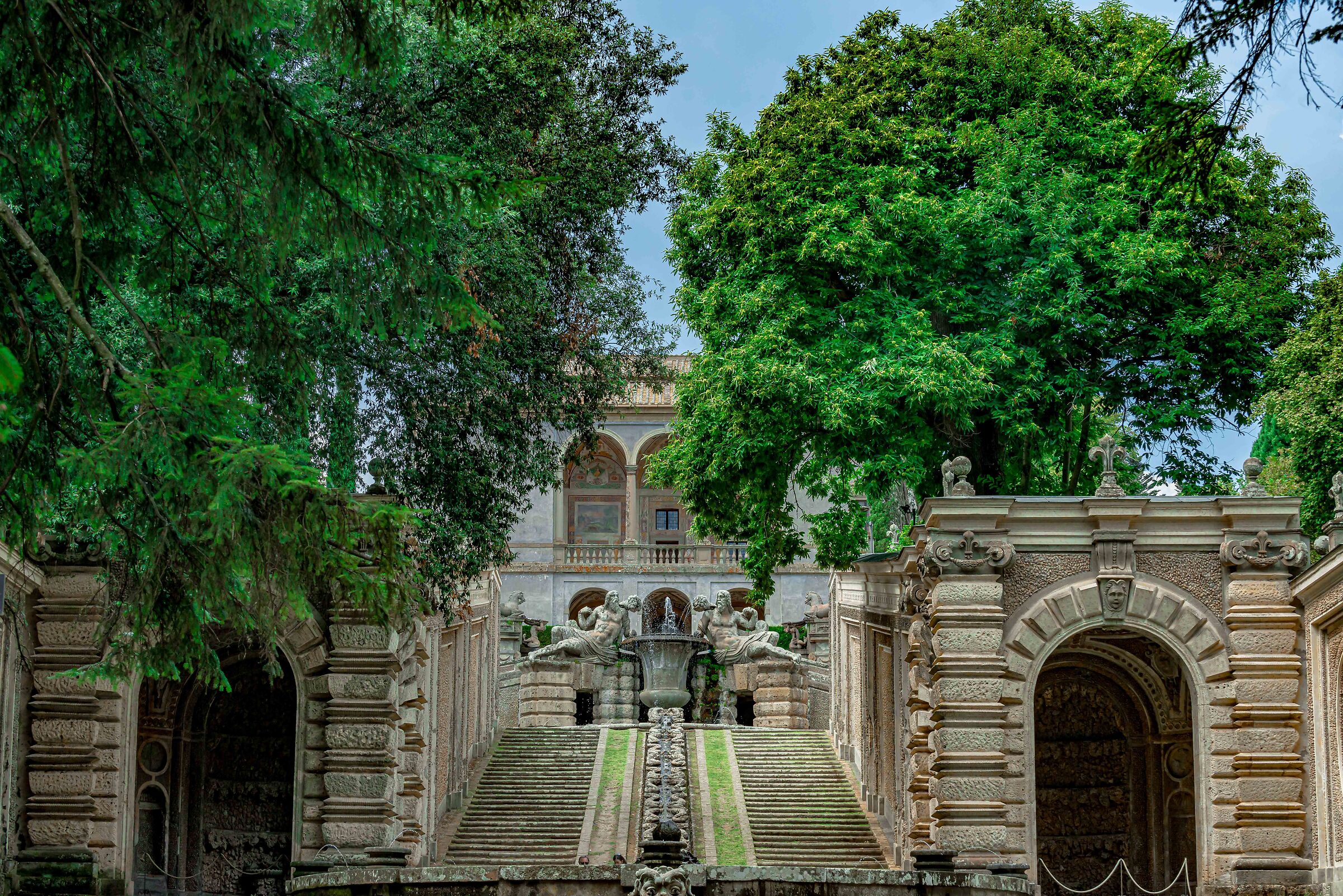 fontana e catena d'acqua palazzo farnese