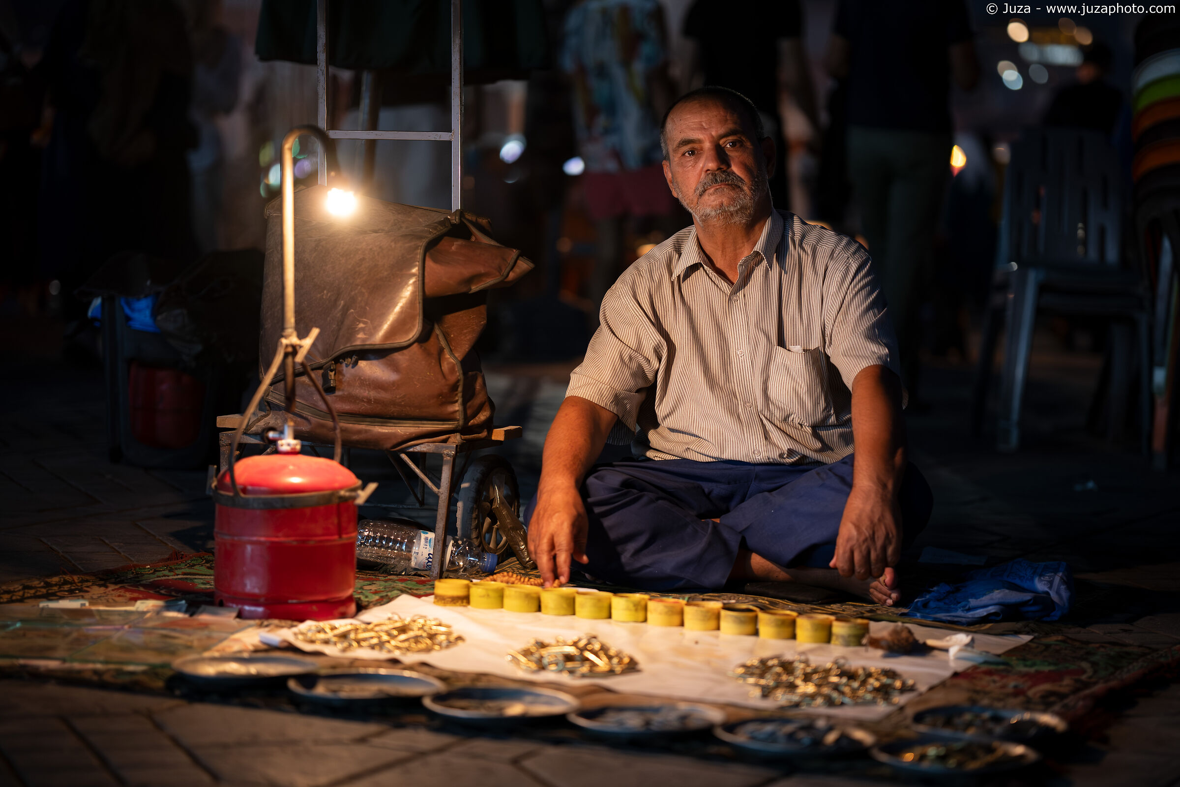 In piazza Jemaa el-Fnaa