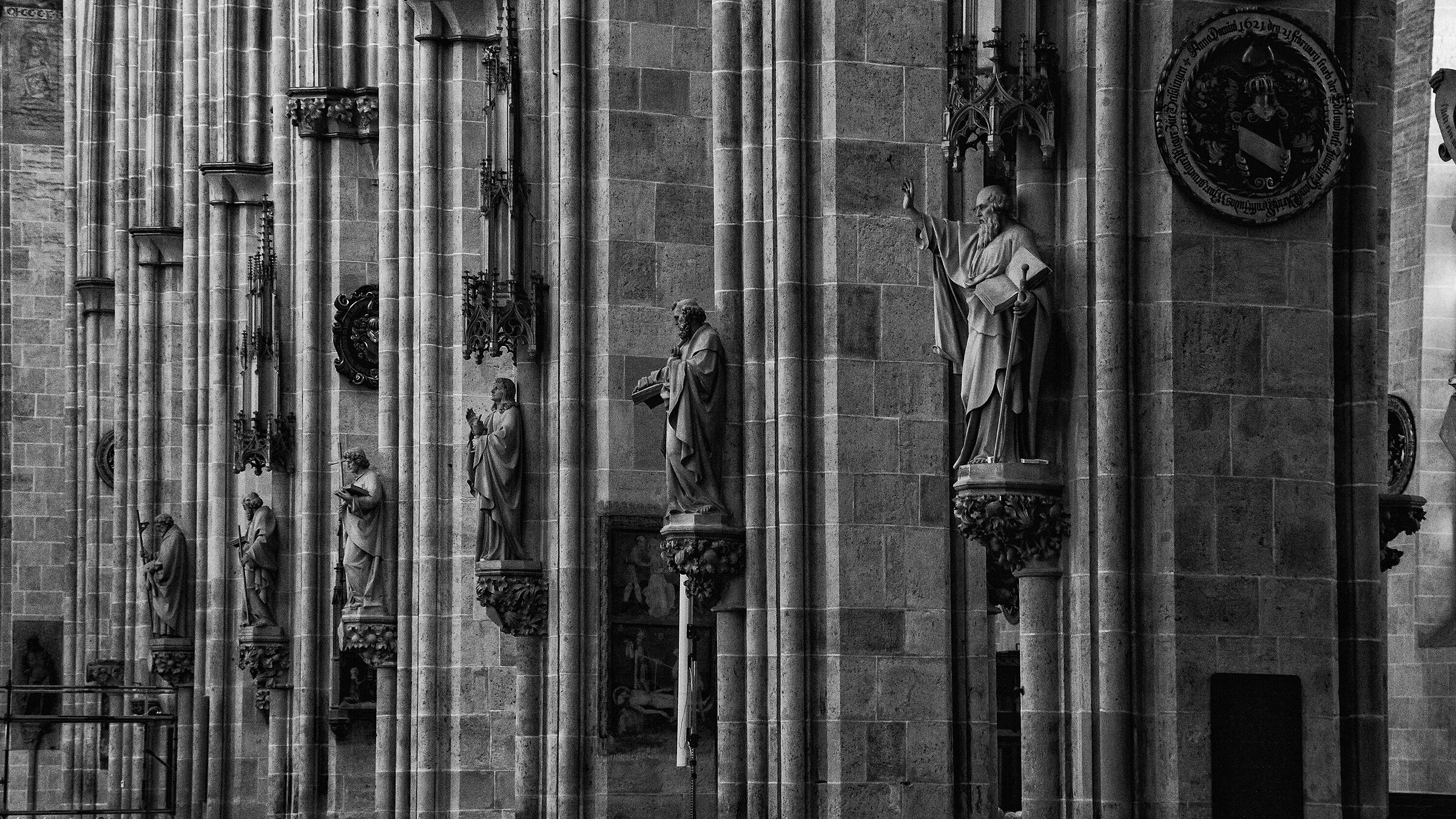 Le statue della cattedrale
