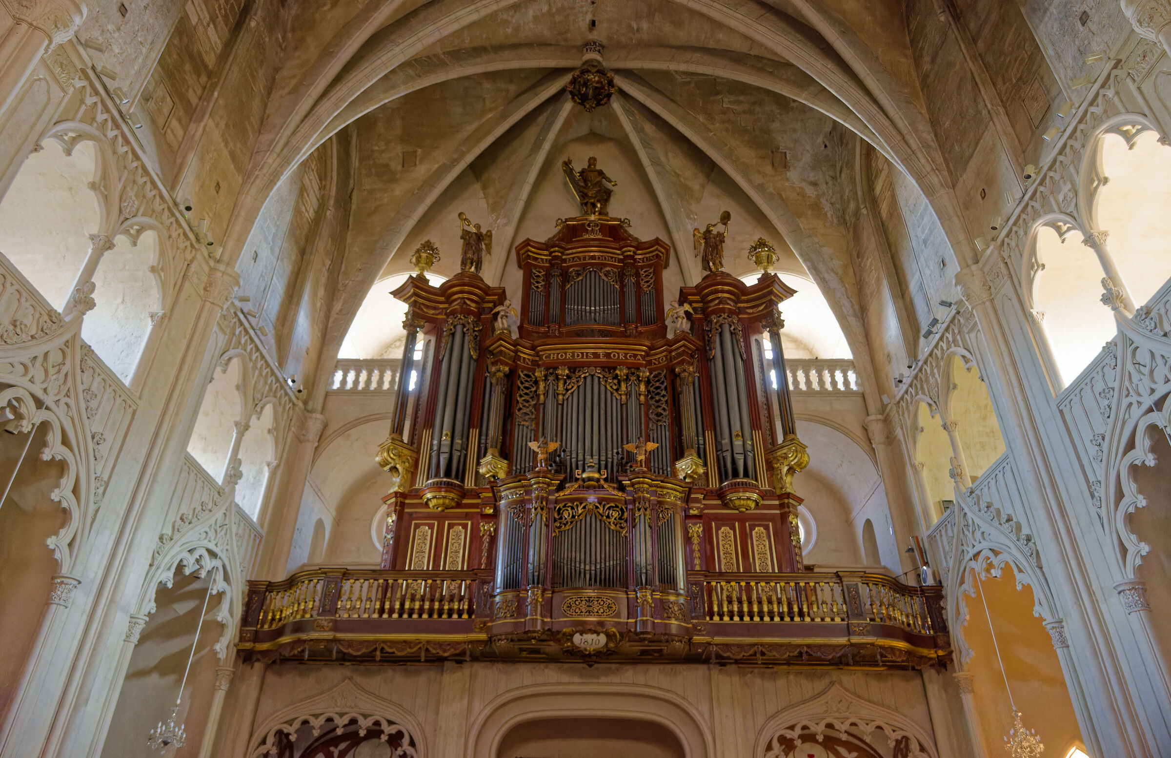 ST