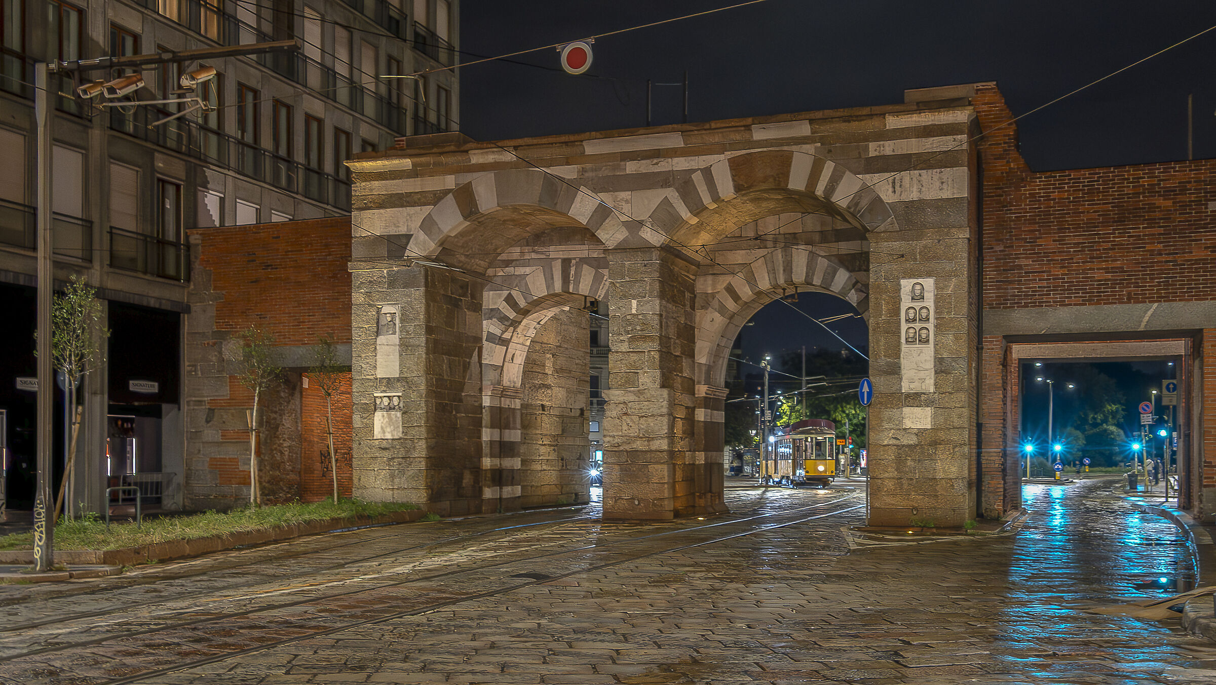 Milan via Manzoni Archi di Porta Nuova