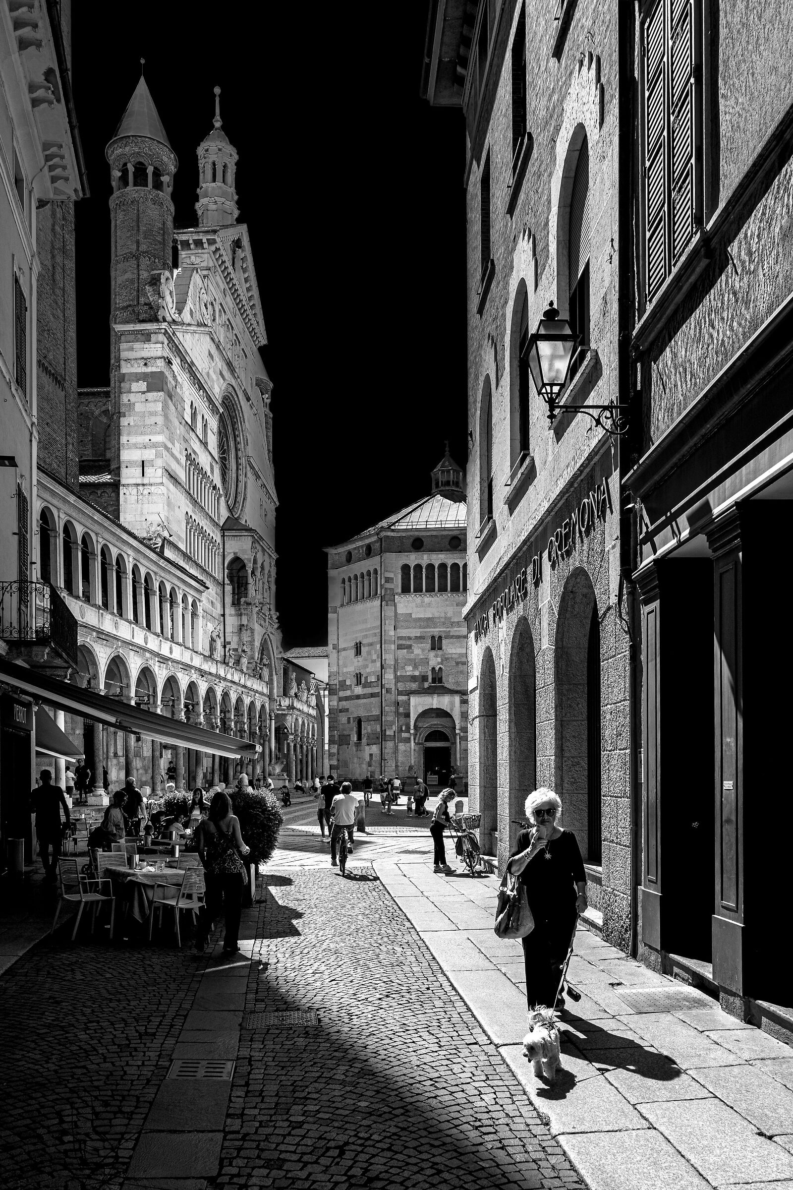 Lasciandosi il Duomo alle spalle