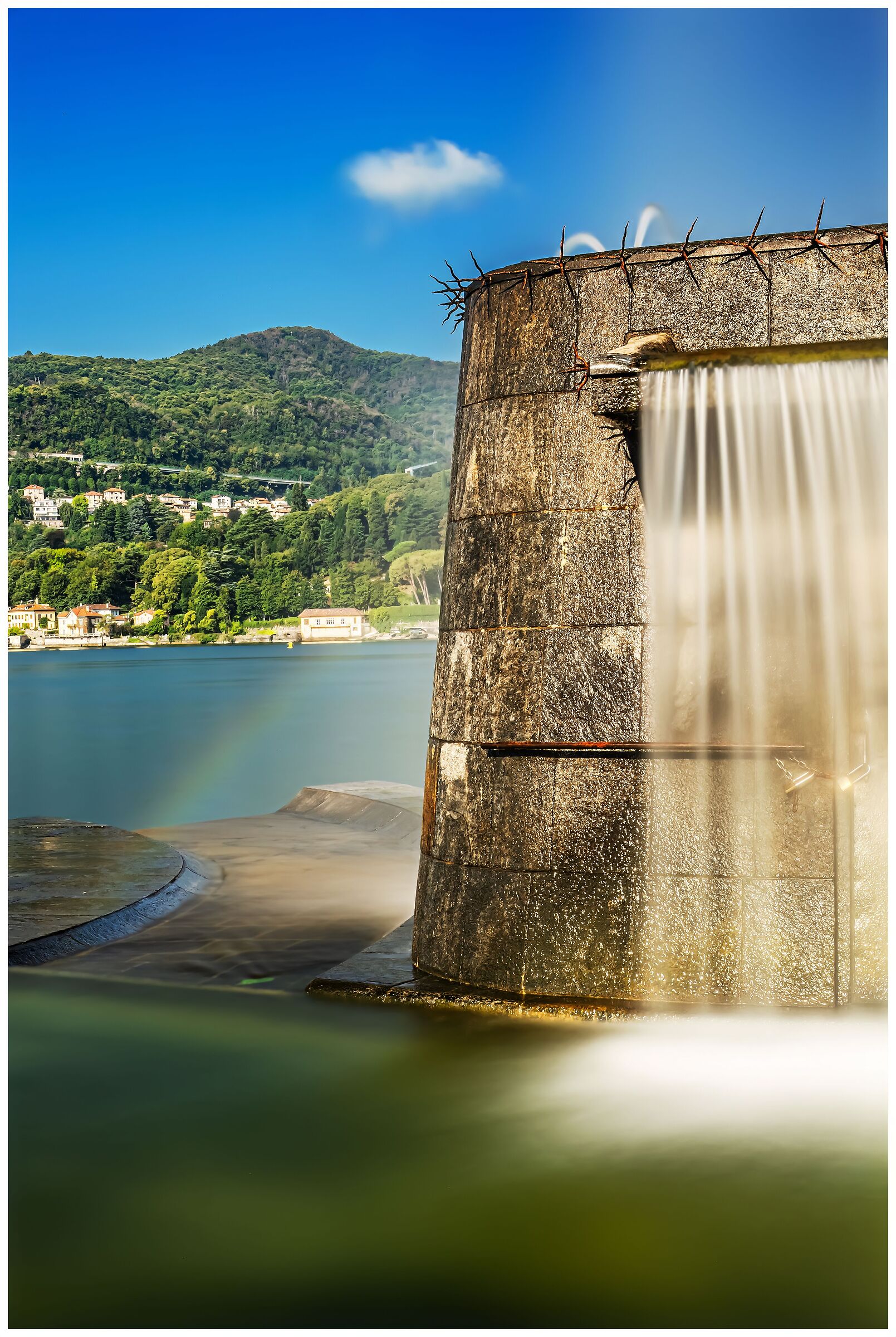 Una passeggiata sul lago di Como