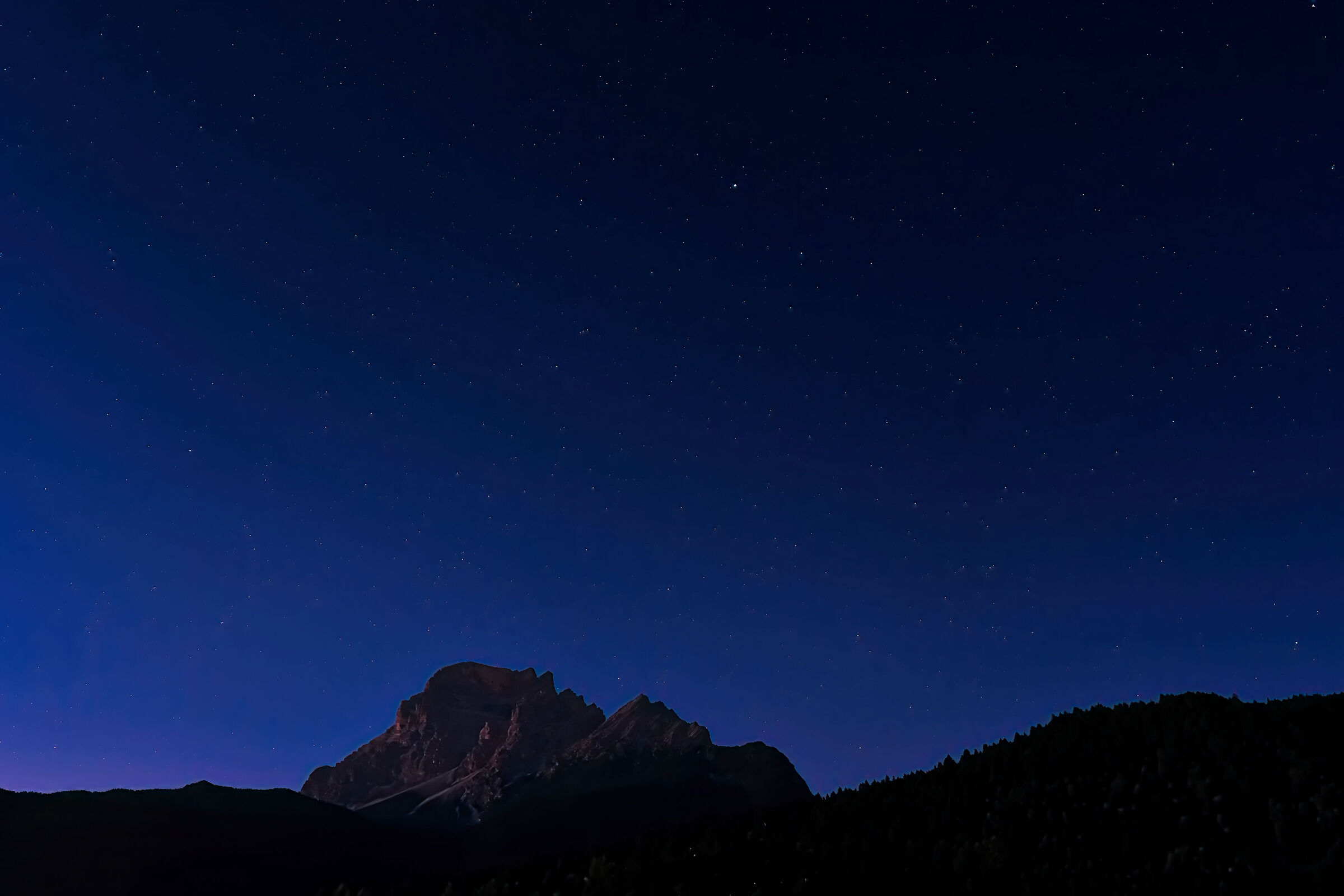 Blue hour at moonrise