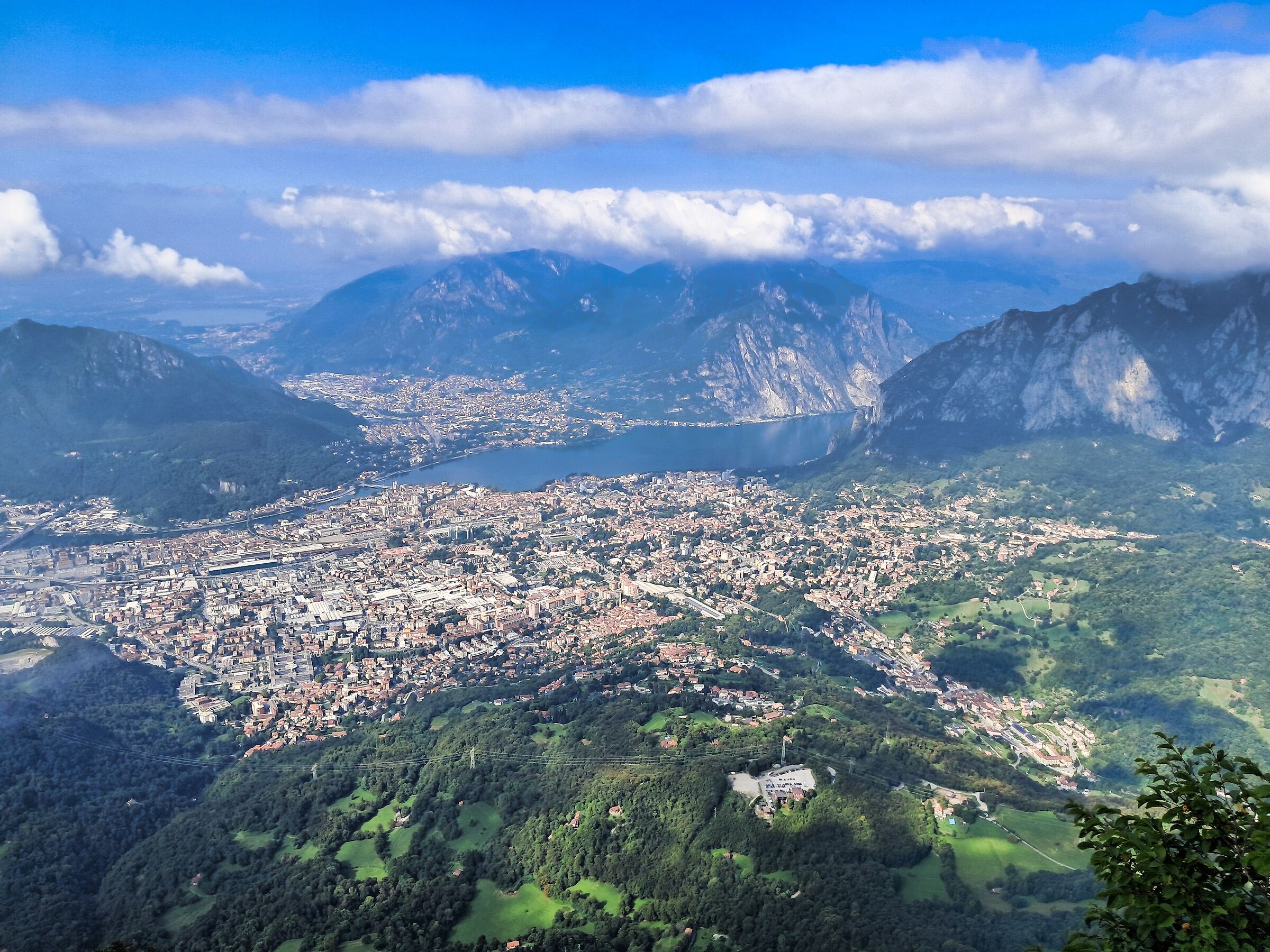 città di Lecco vista dai Piani d'Erna