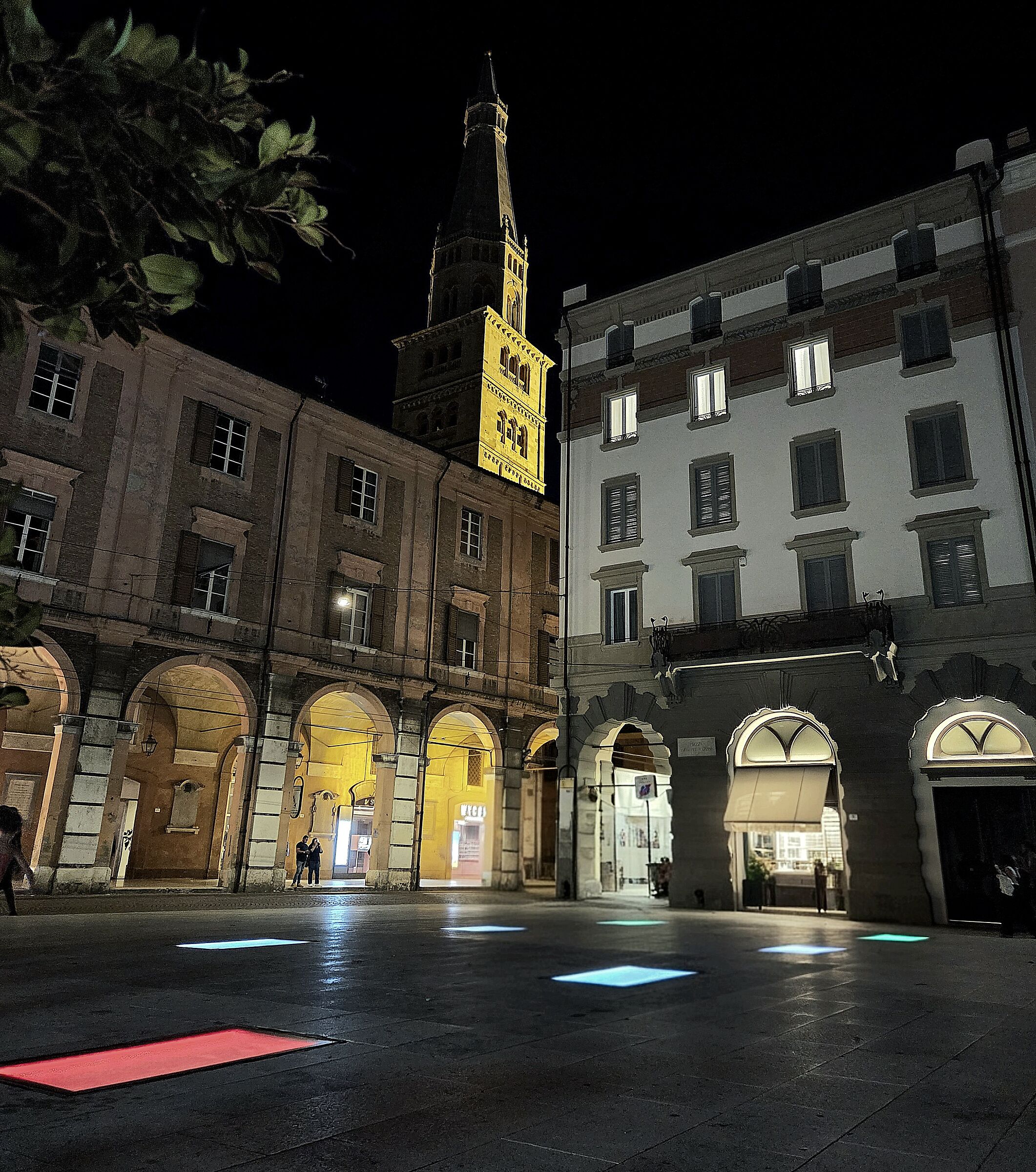 Piazza Mazzini con Ghirlandina, Modena