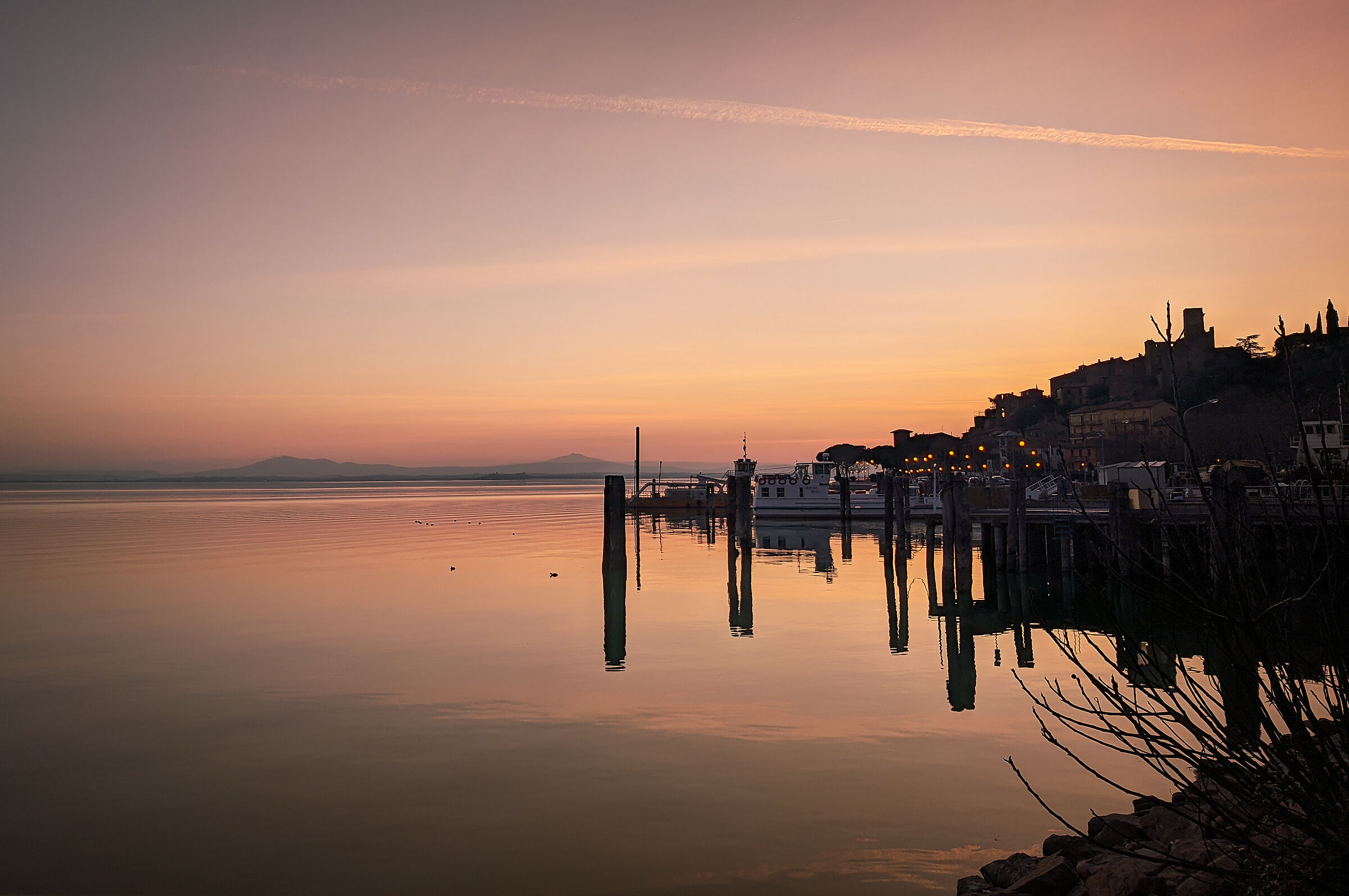 Sunsets in Lake Trasimeno are just something else