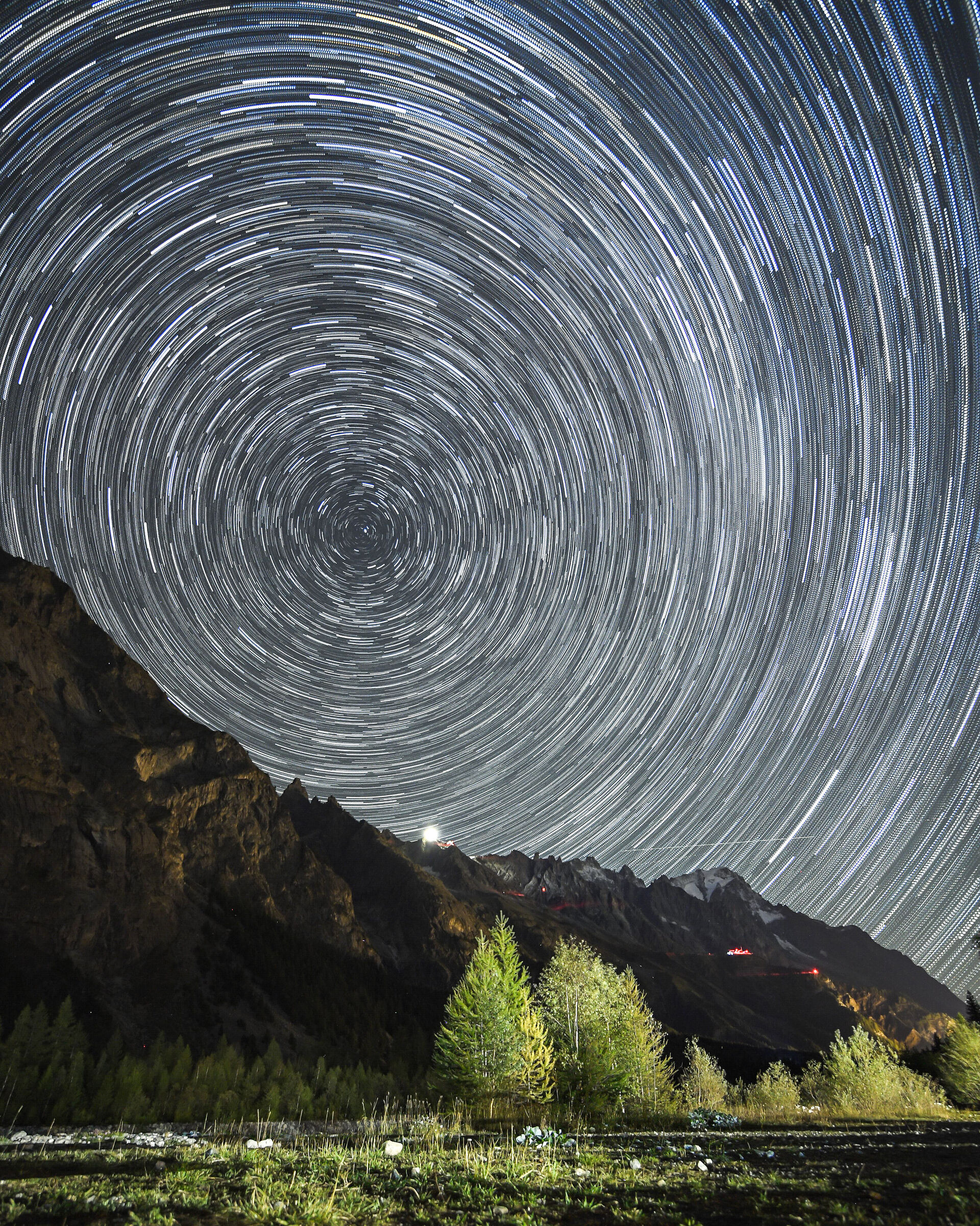 Star Trail Monte bianco Val Veny