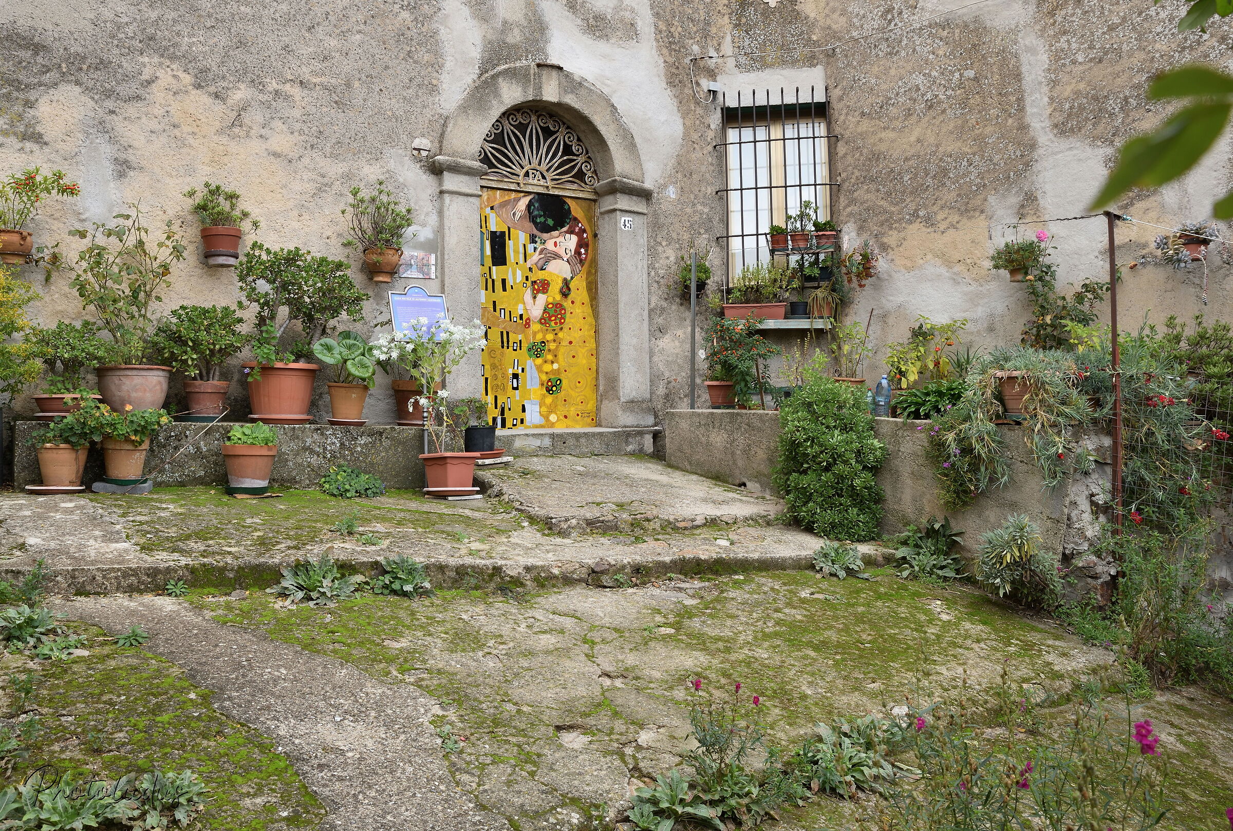 Gustav Klimt - Der Kuss [il bacio]