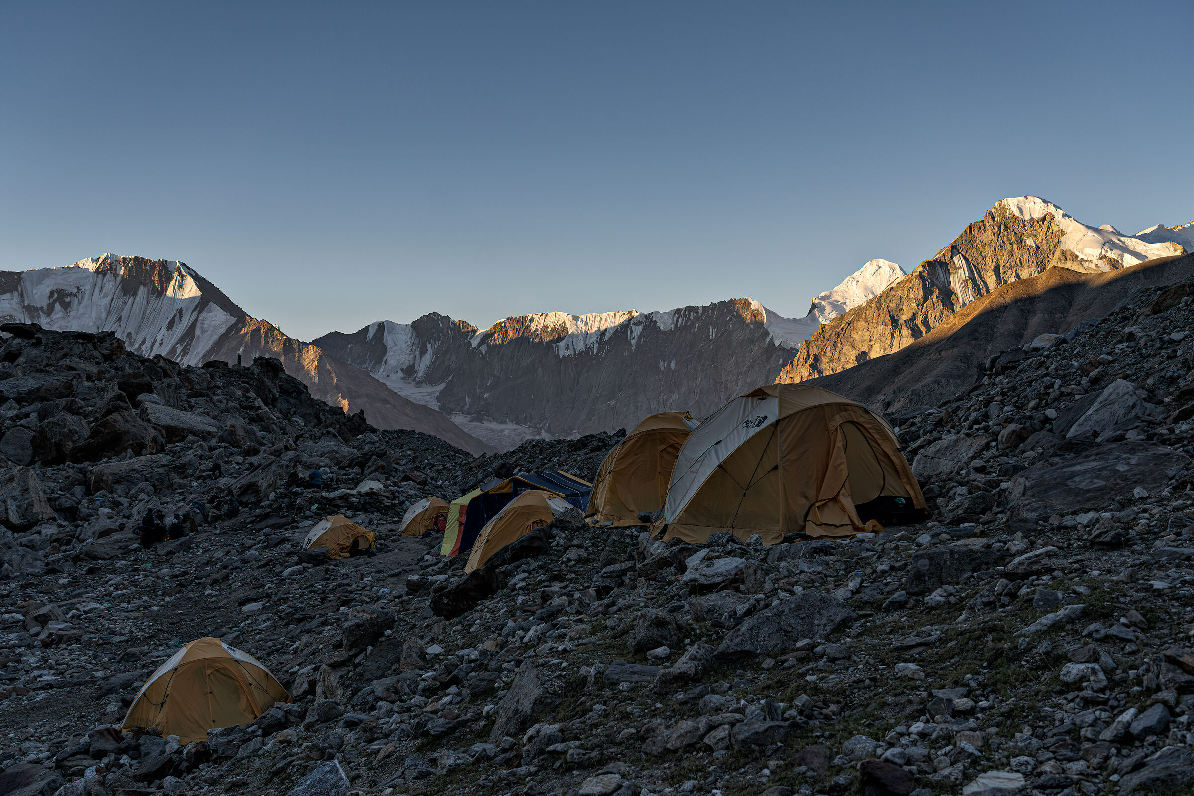 Mazeno Base Camp 4700m