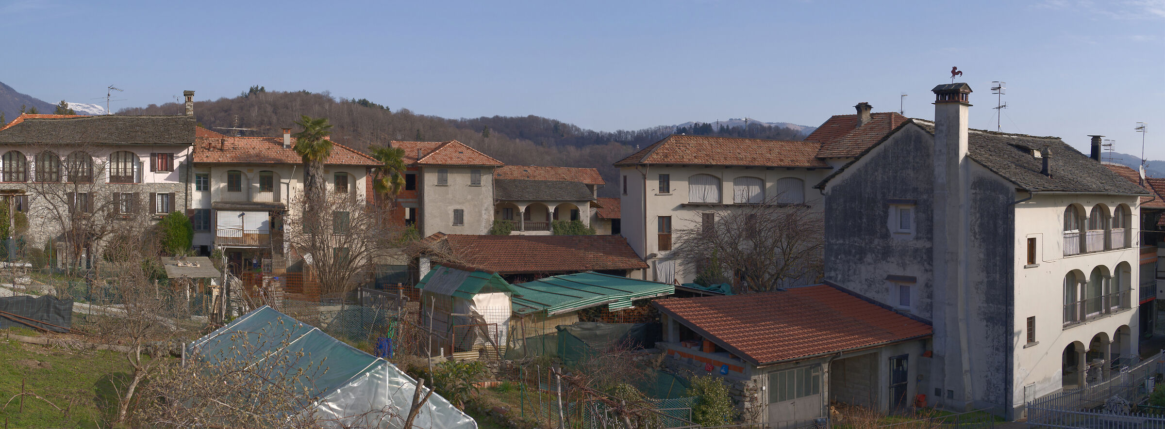 il borgo di Centonara