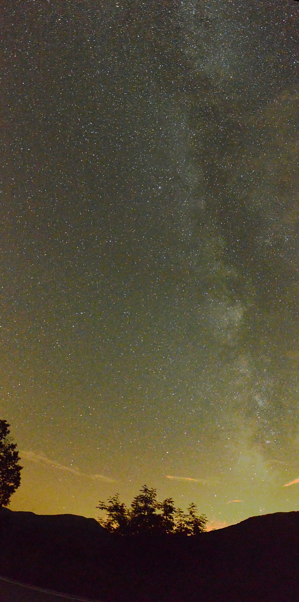 Glimpse of the Milky Way