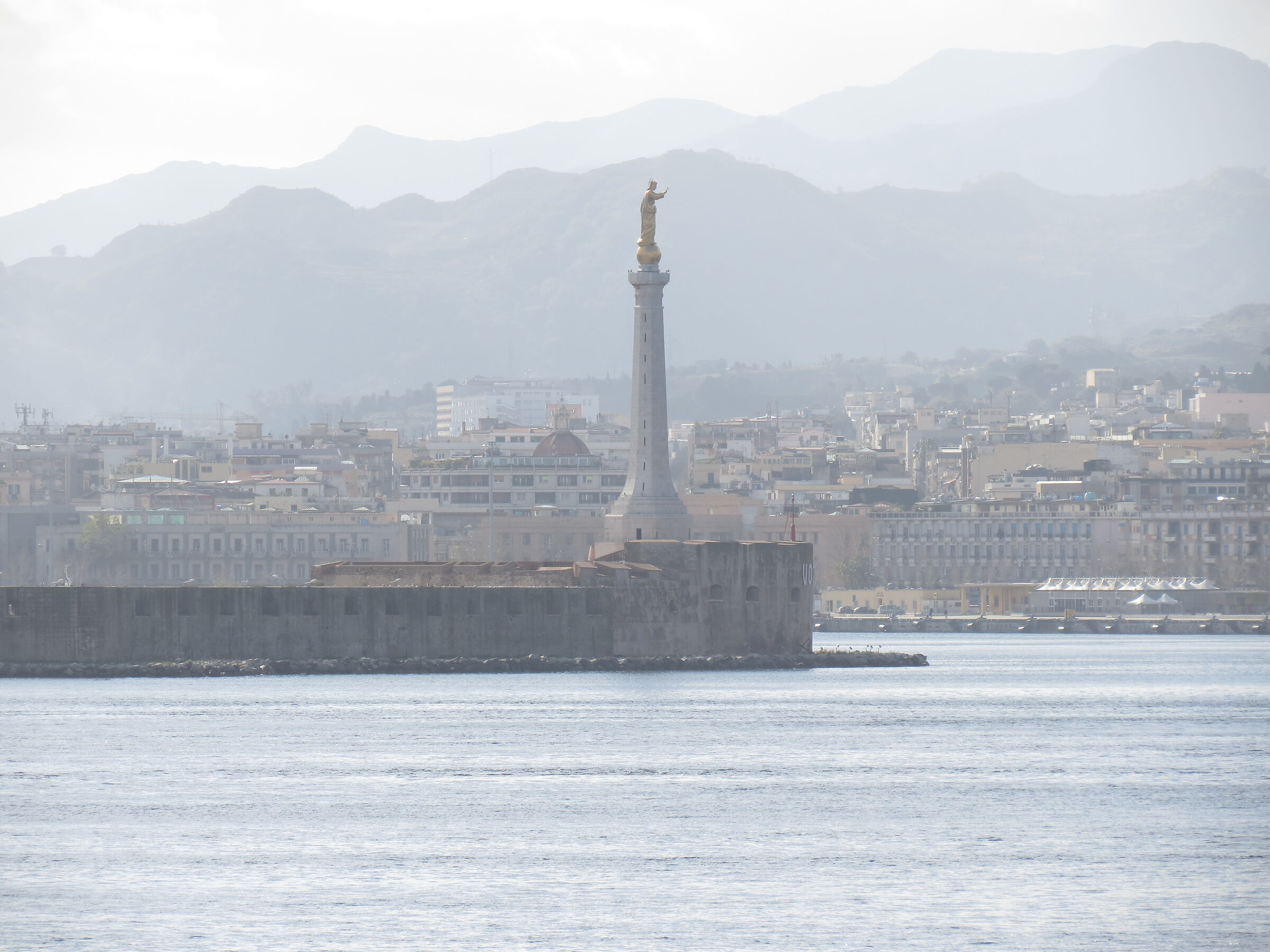 Strait of Messina, the dawn