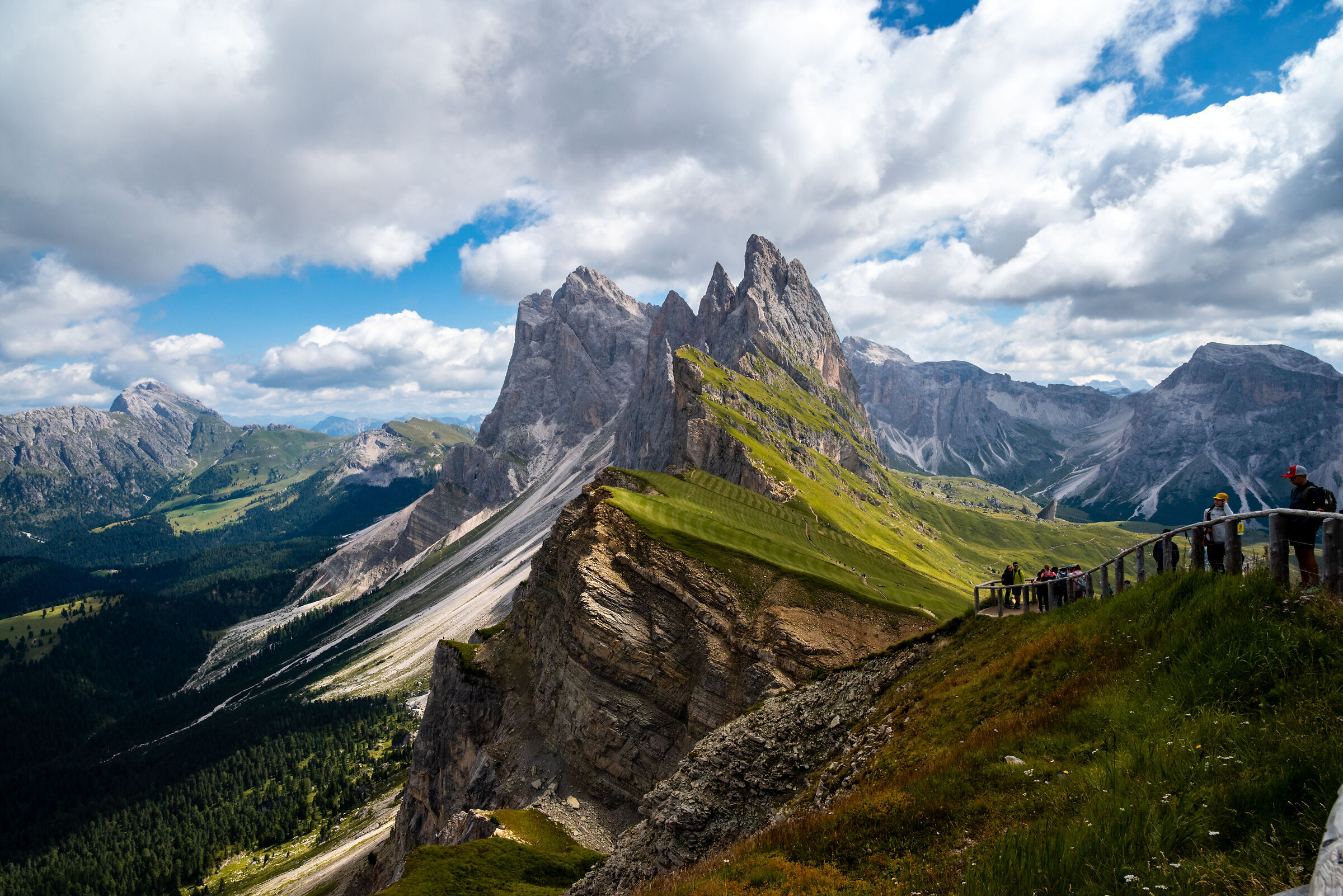 Seceda, Agosto 25