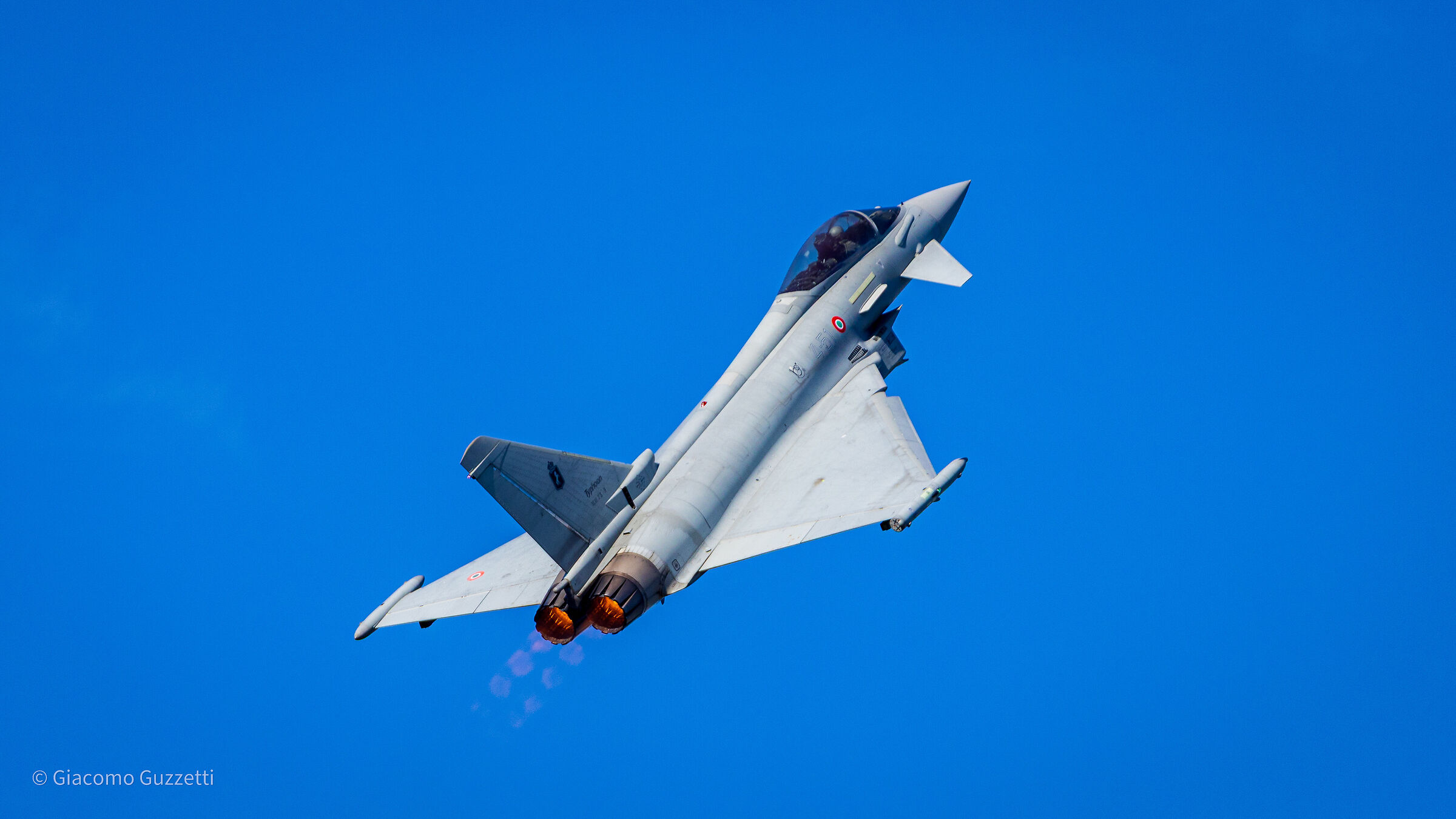 Eurofighter Typhoon - A tutta canna verso il blu