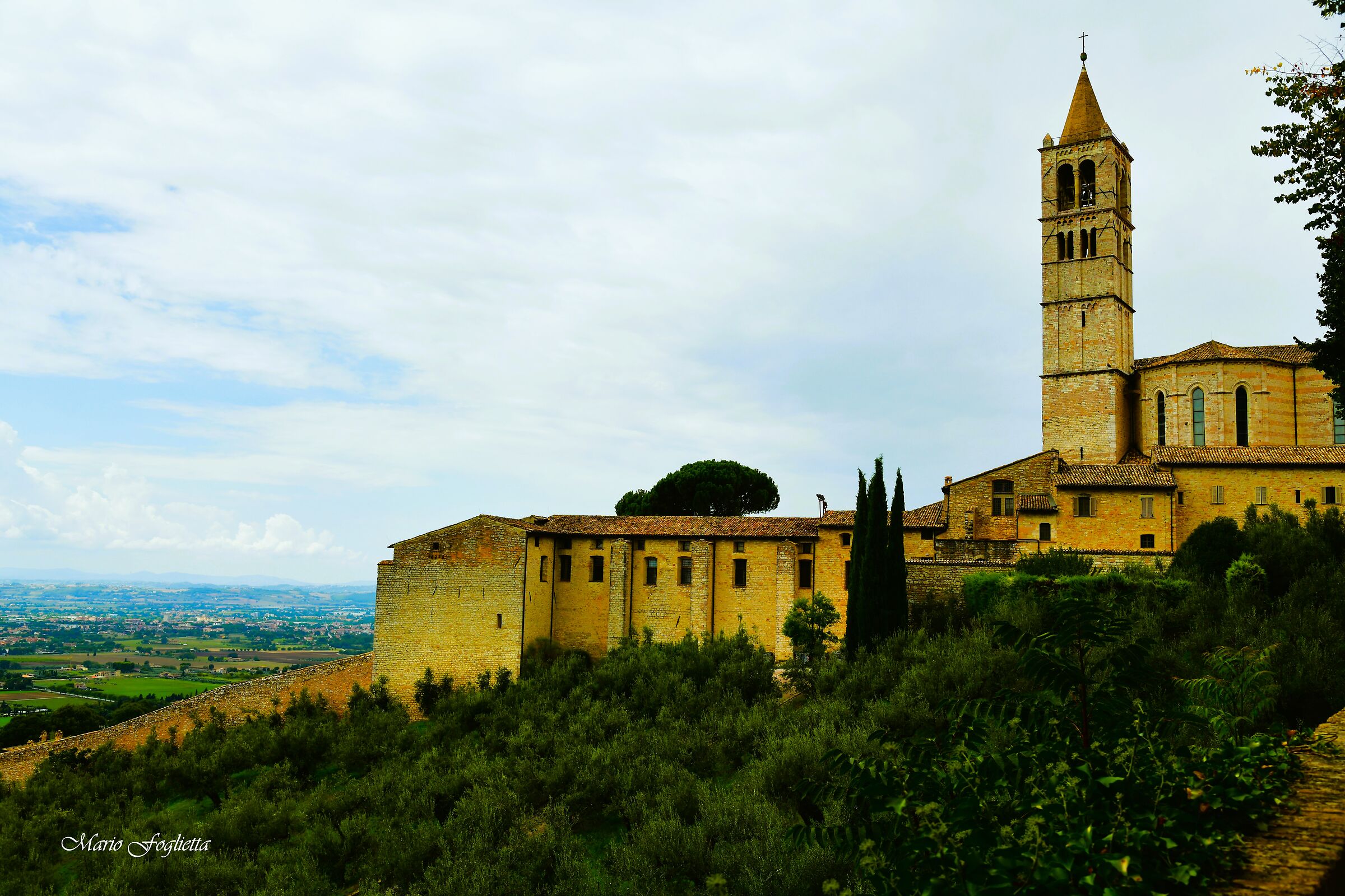 Glimpse of Assisi
