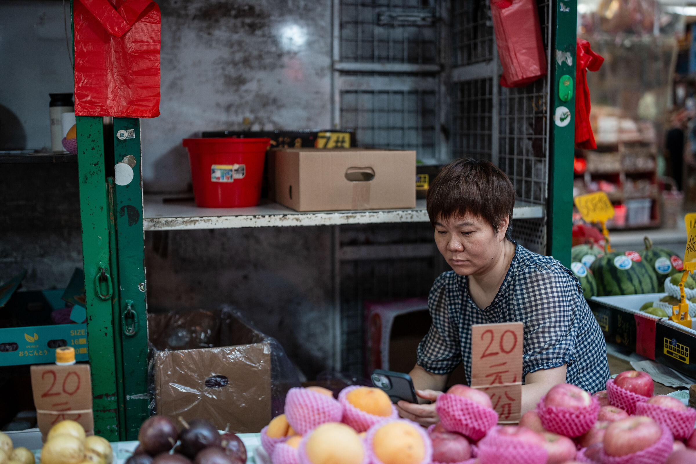 Waiting for the end of the working day