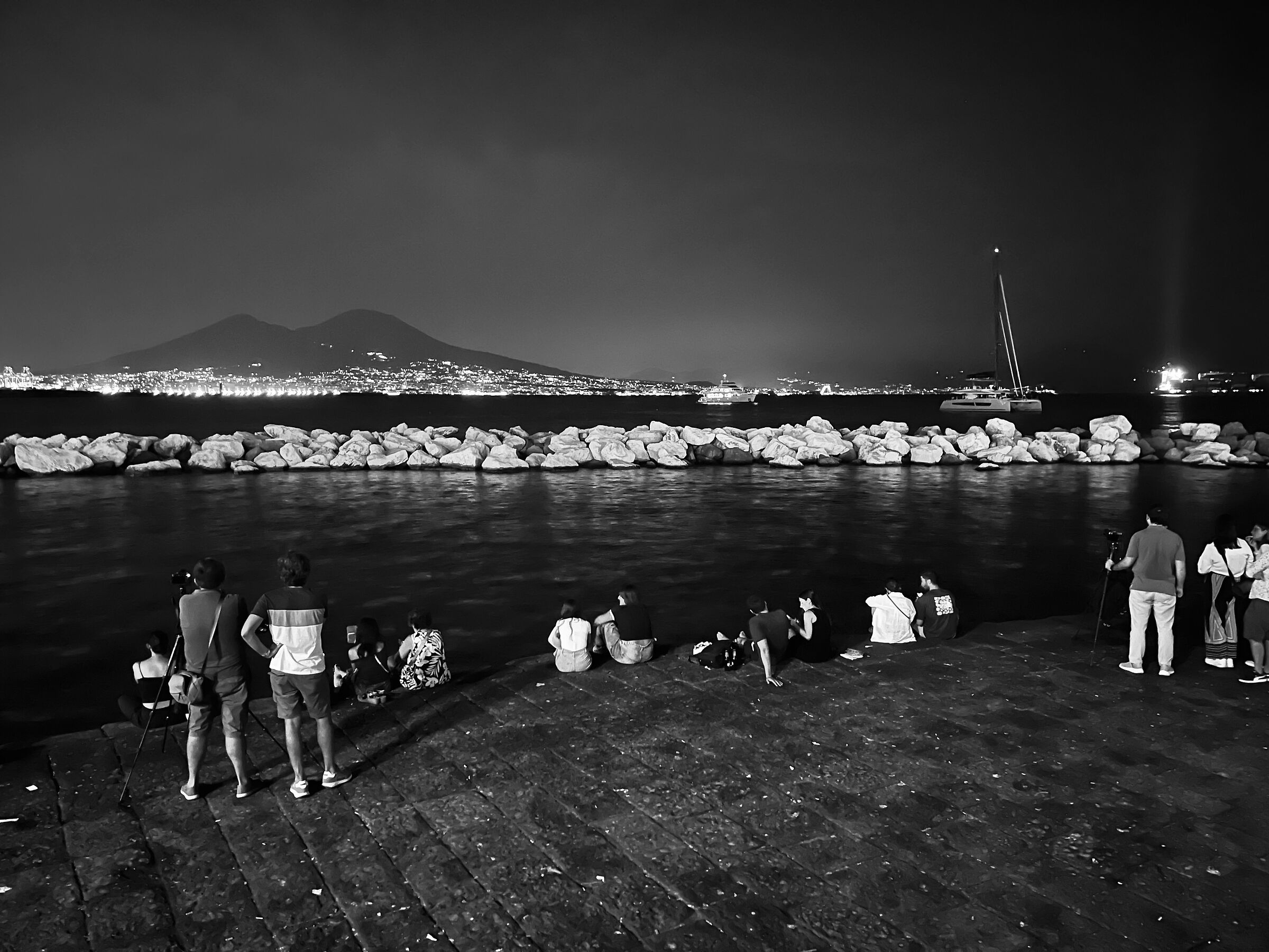 Waiting for the red moon