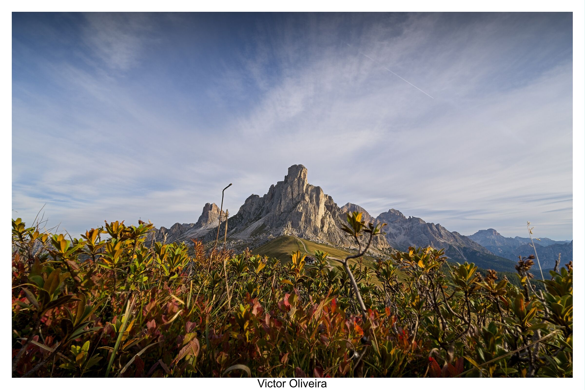 L'alba a Passo Giau