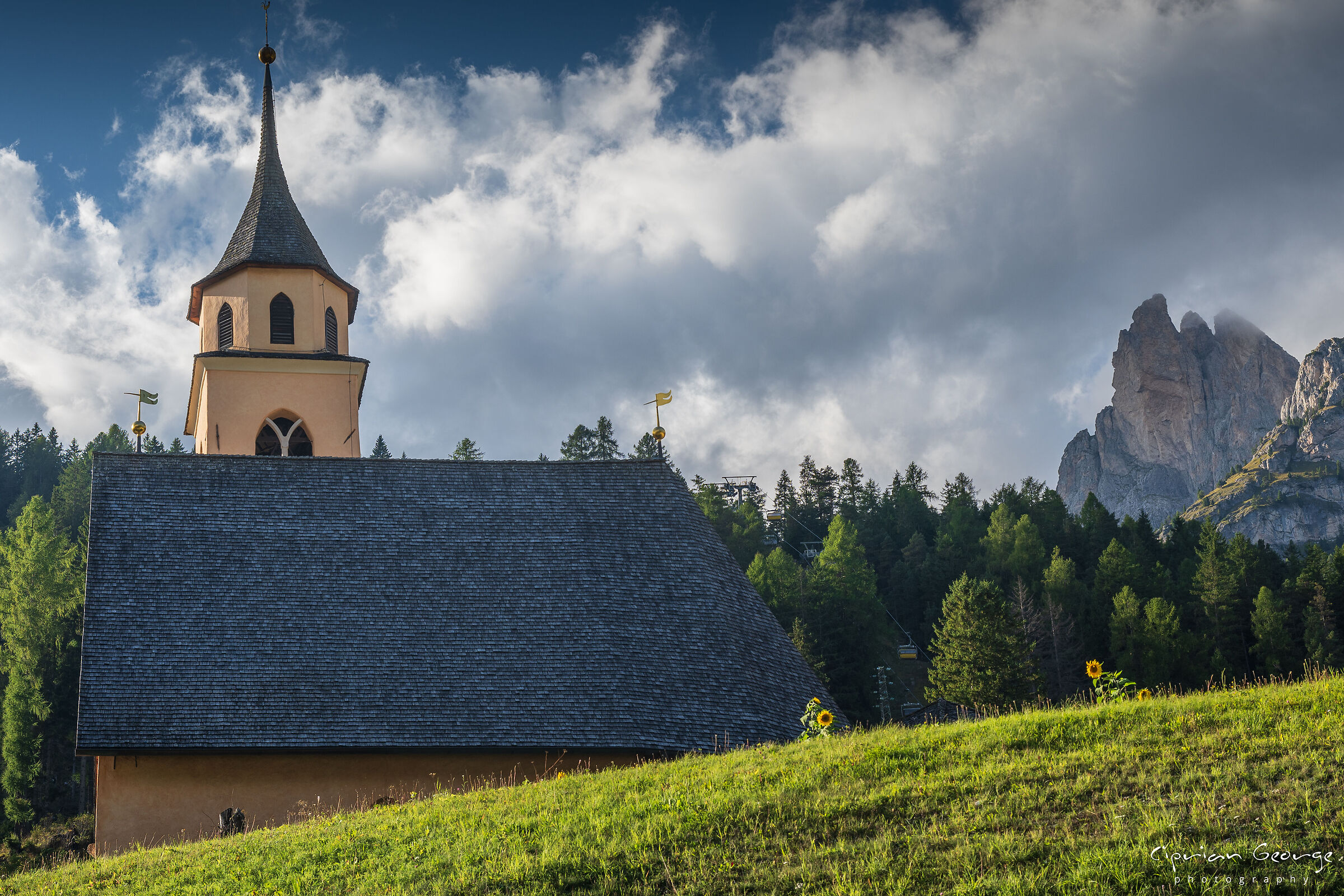 Chiesa di Pera di Fassa