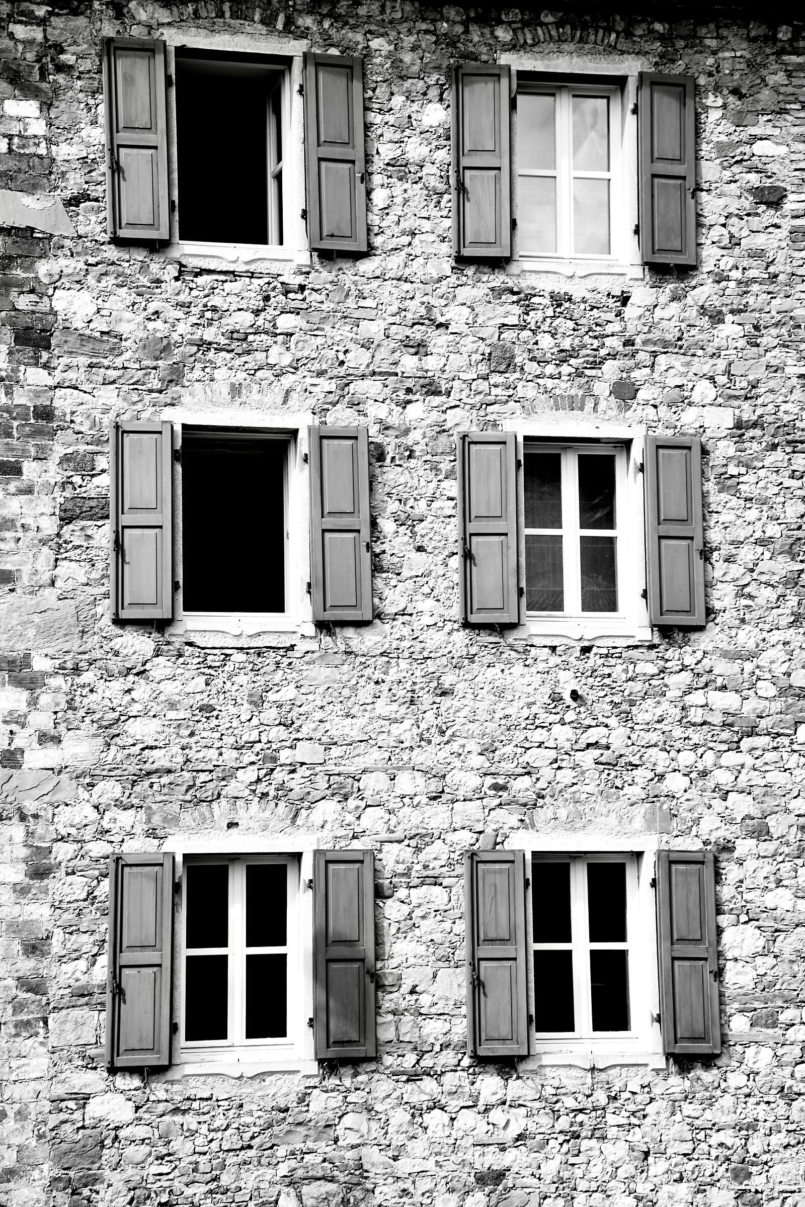 Friulian windows