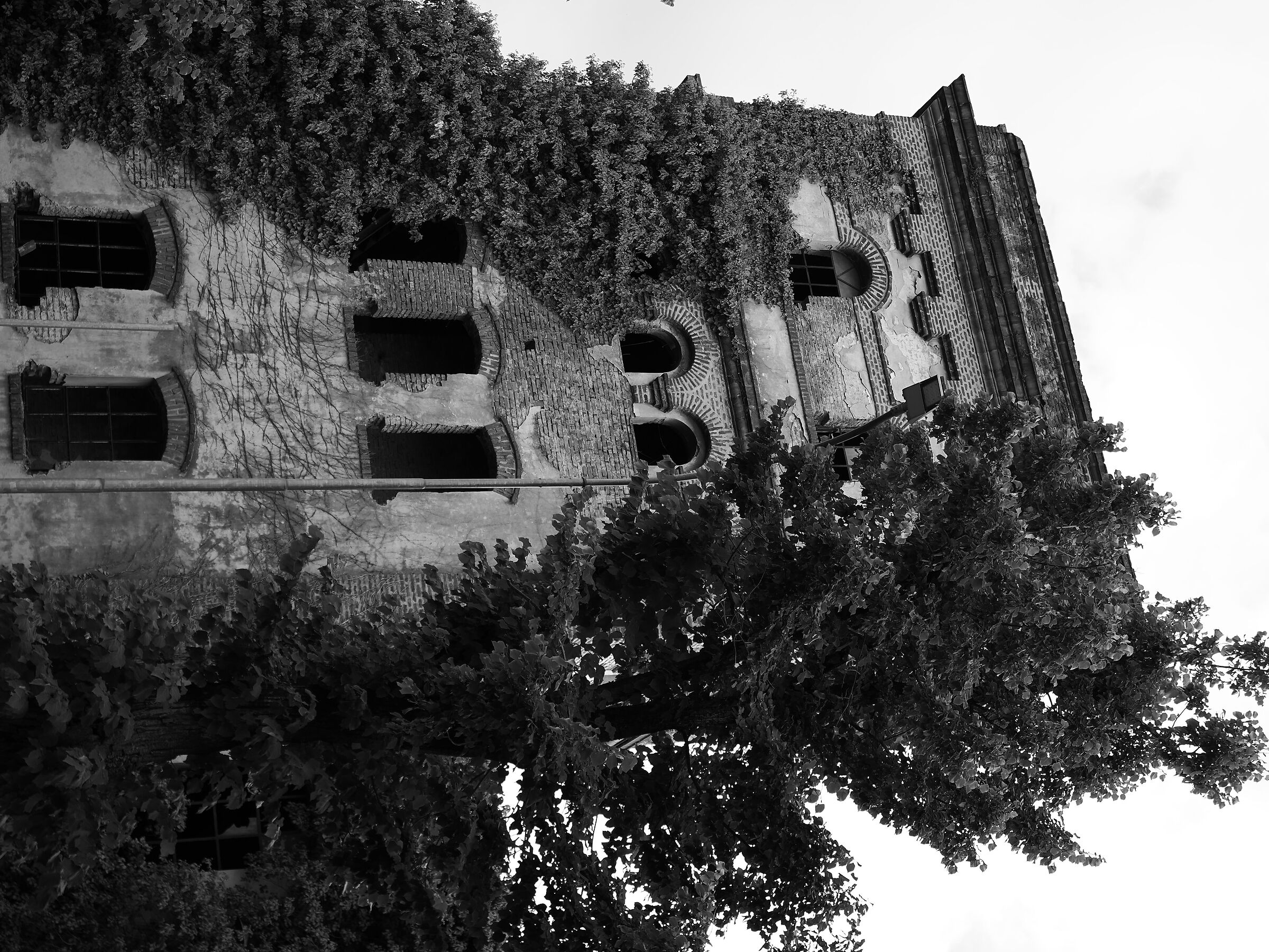 Quello che resta - Pavia, snia Viscosa