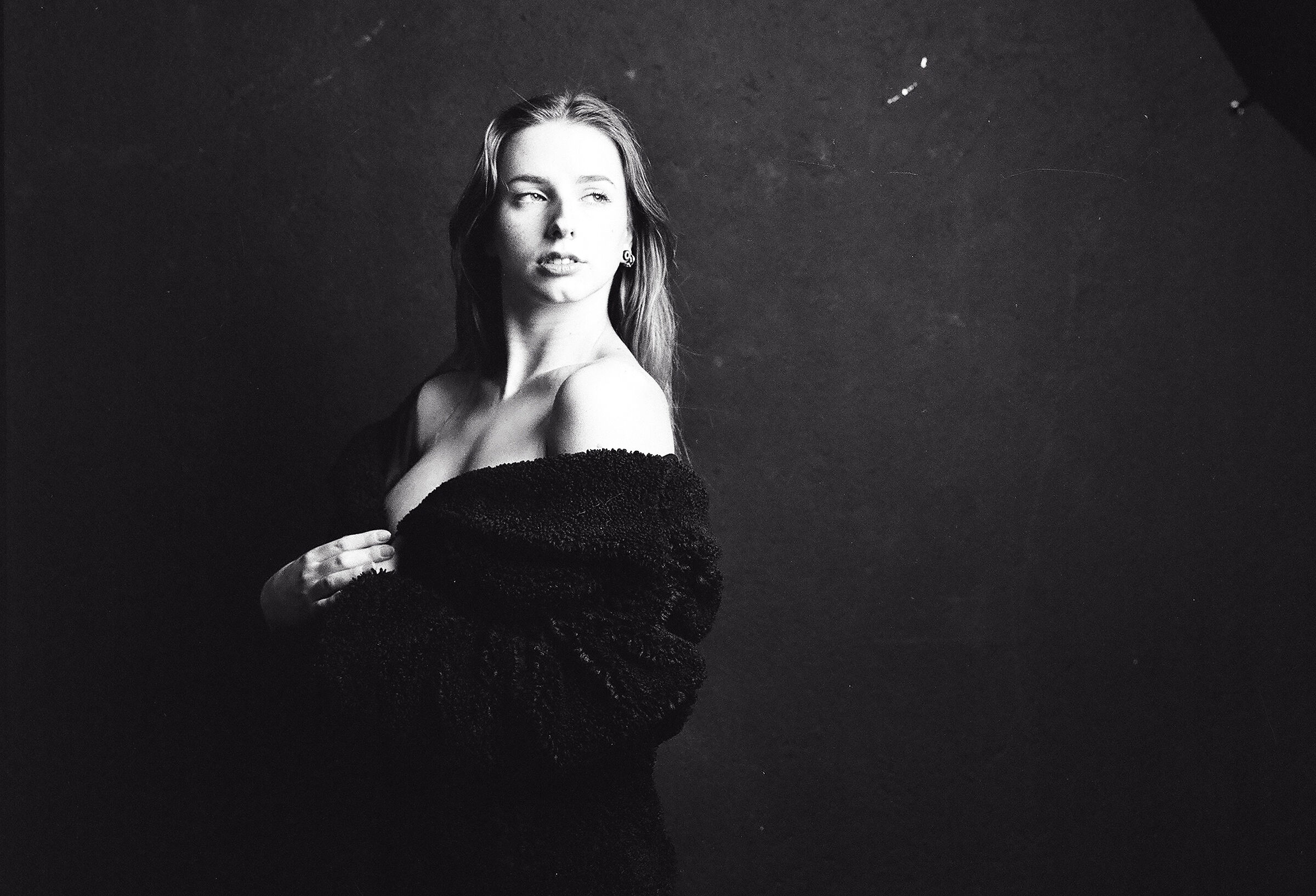 003