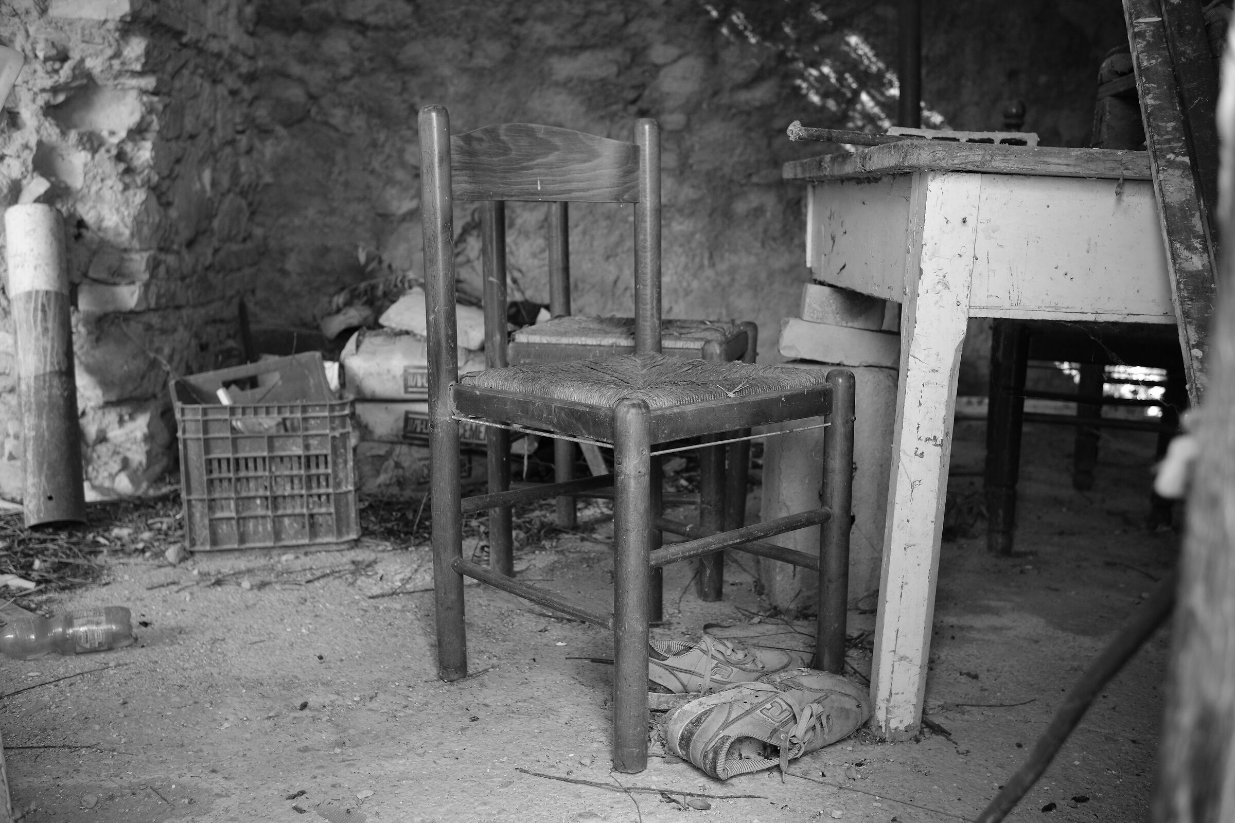 In the haste... The abandonment