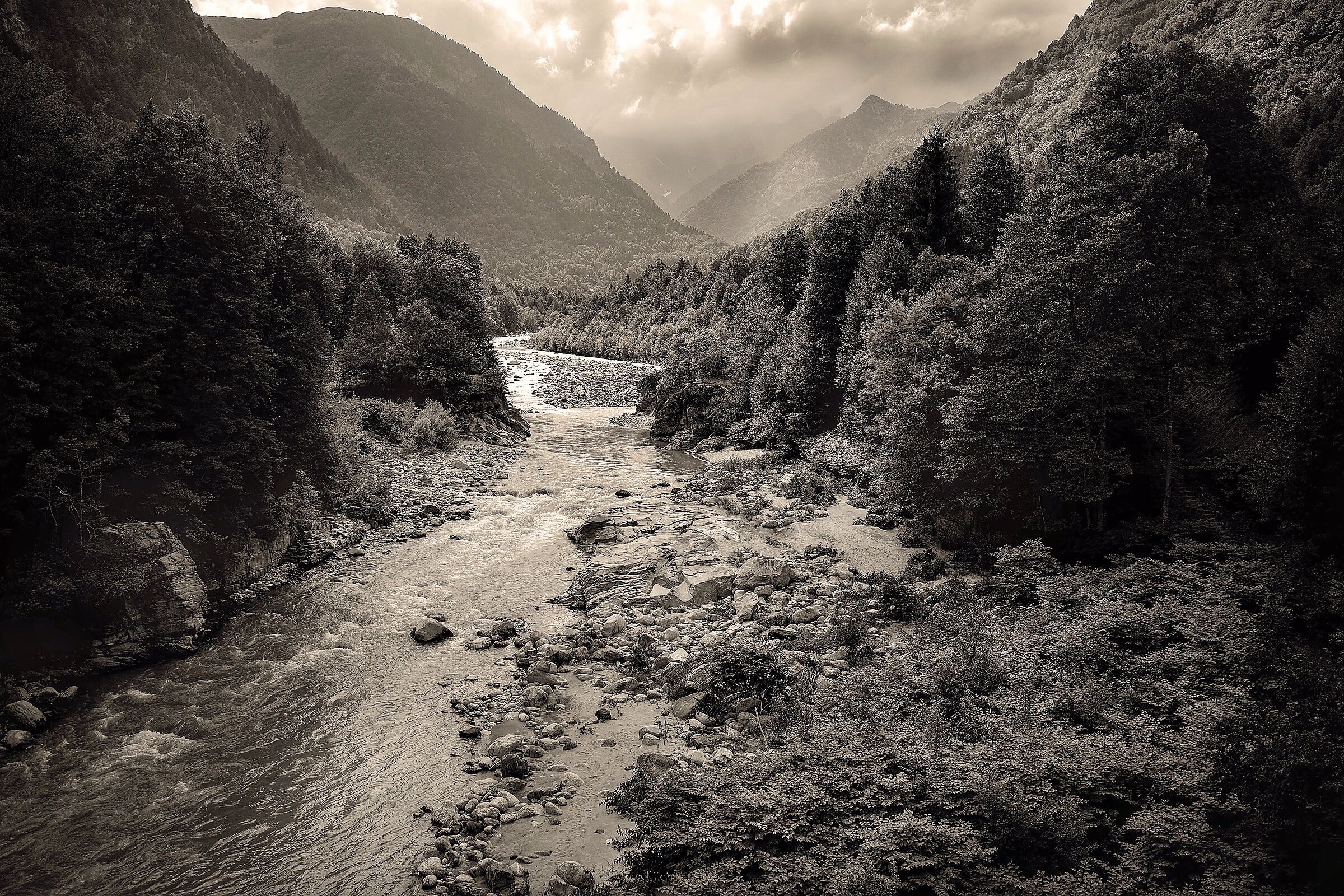 Sesia River (Valsesia, VC)