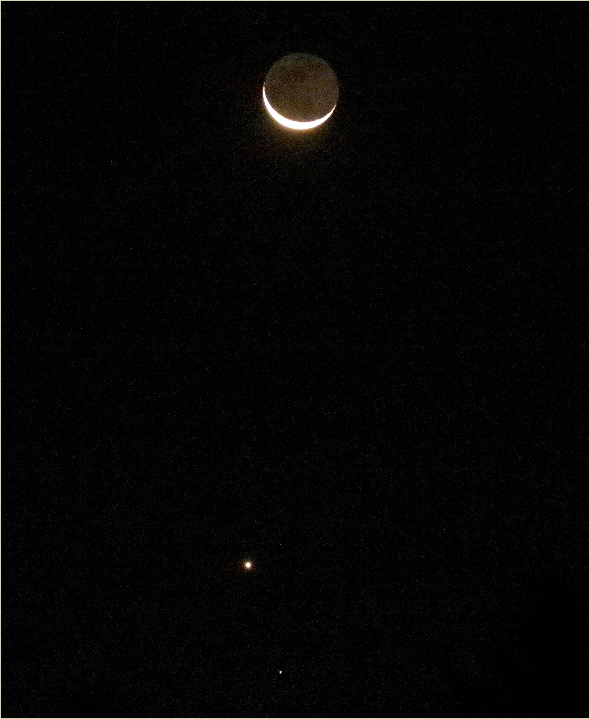 ,, conjunction, Moon ,Venus, Regulus ,,