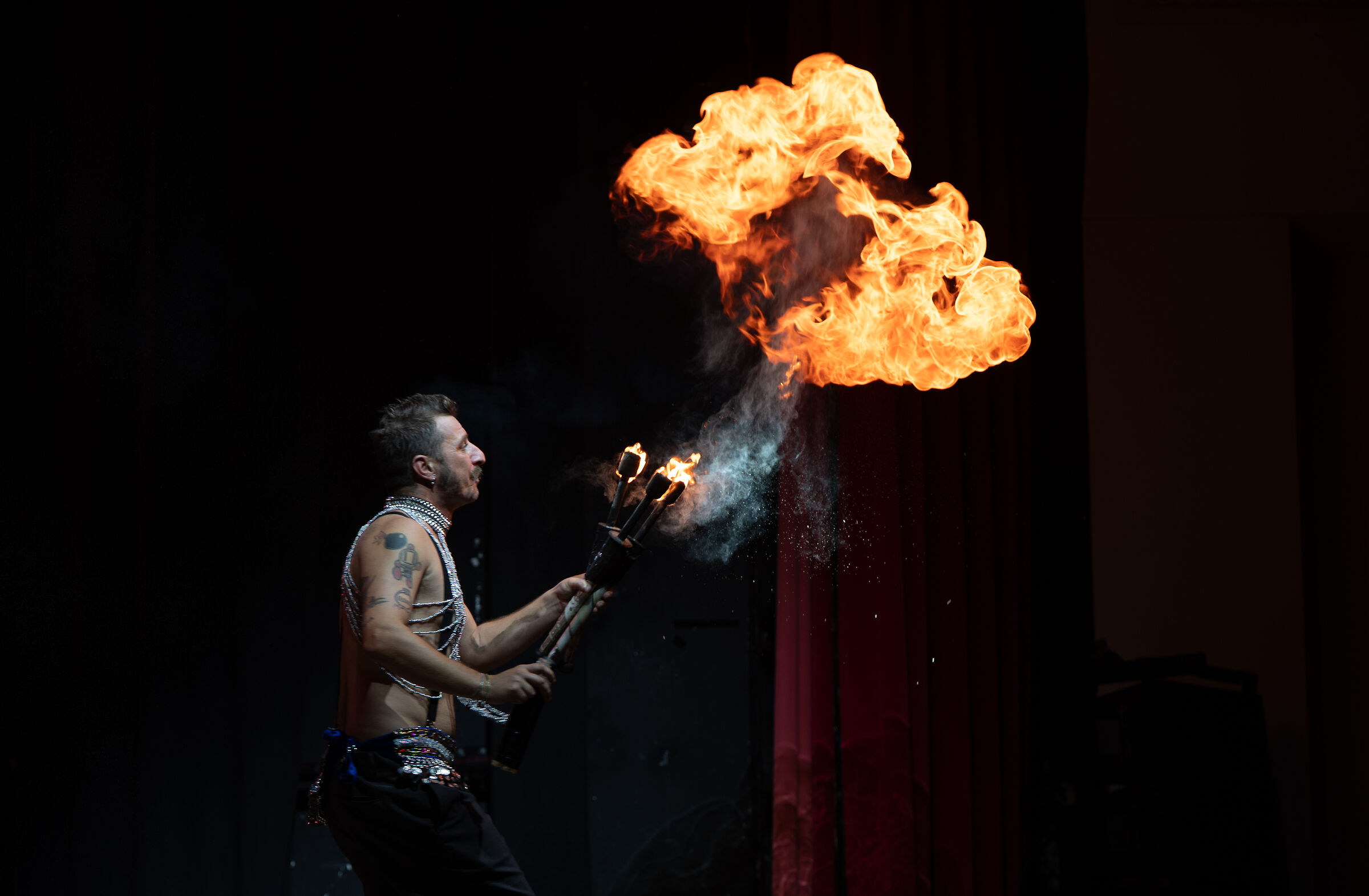 Maria Bolignano - caburlesc -