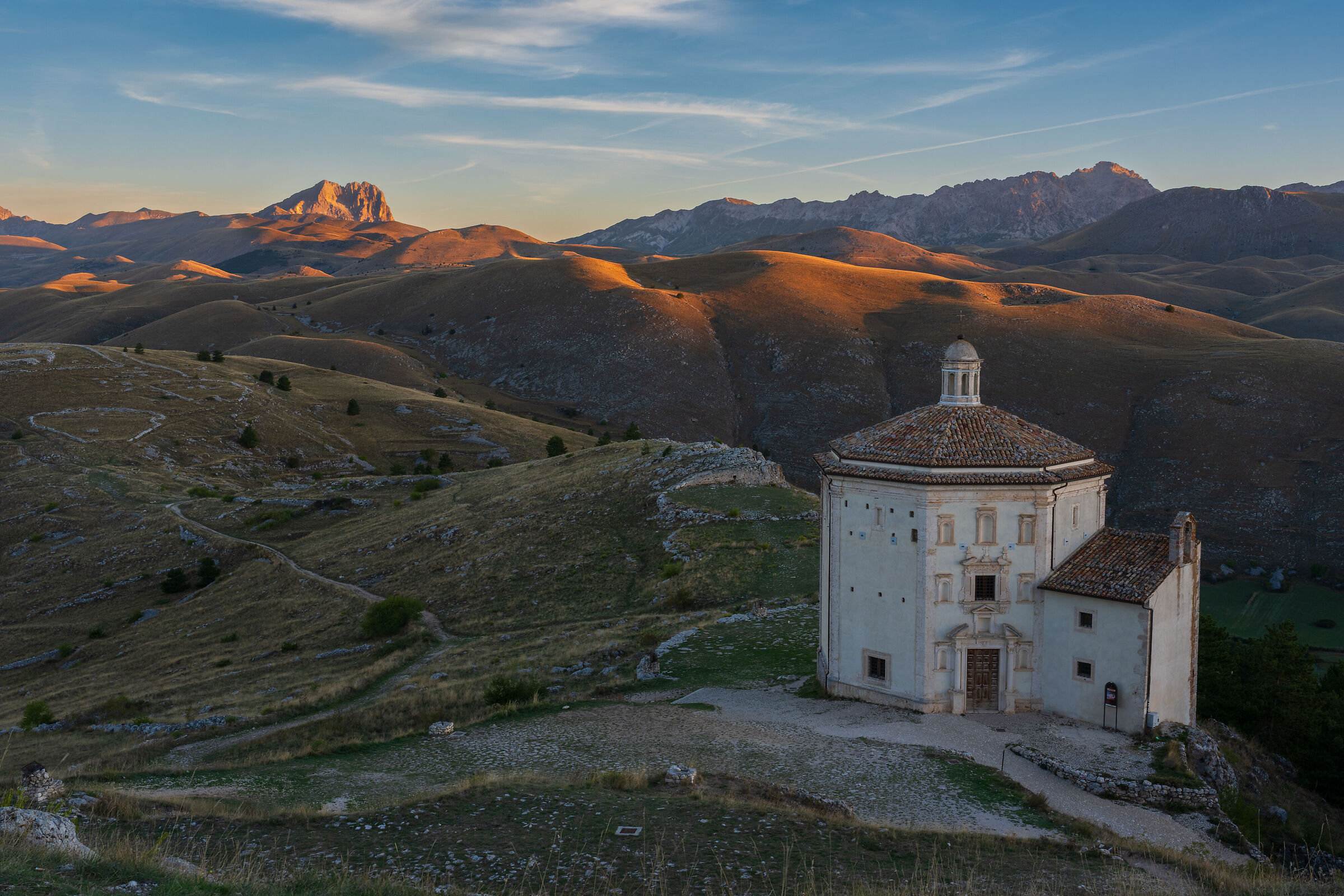 Sunrise towards the Gran Sasso