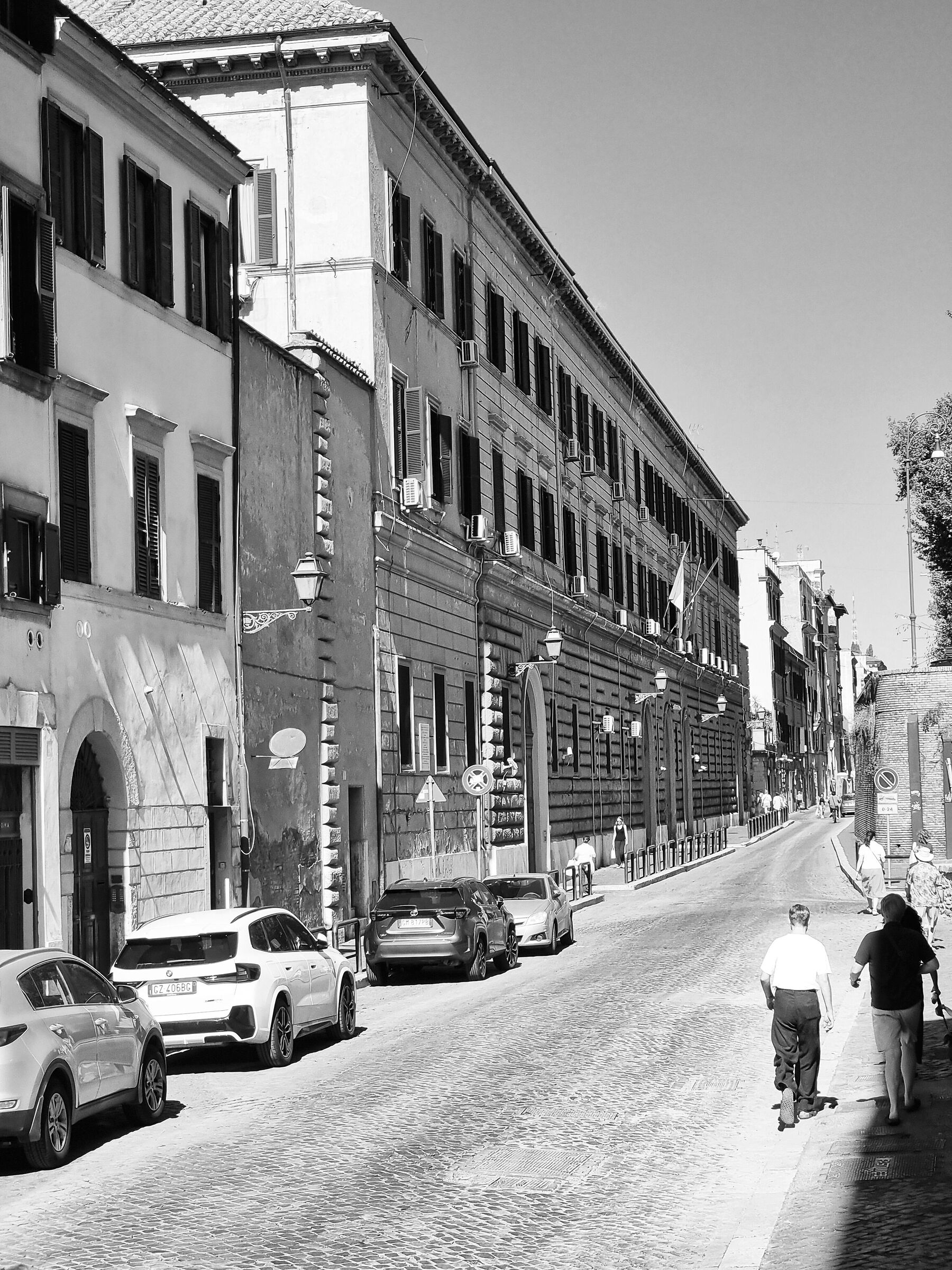 via Della Lungara