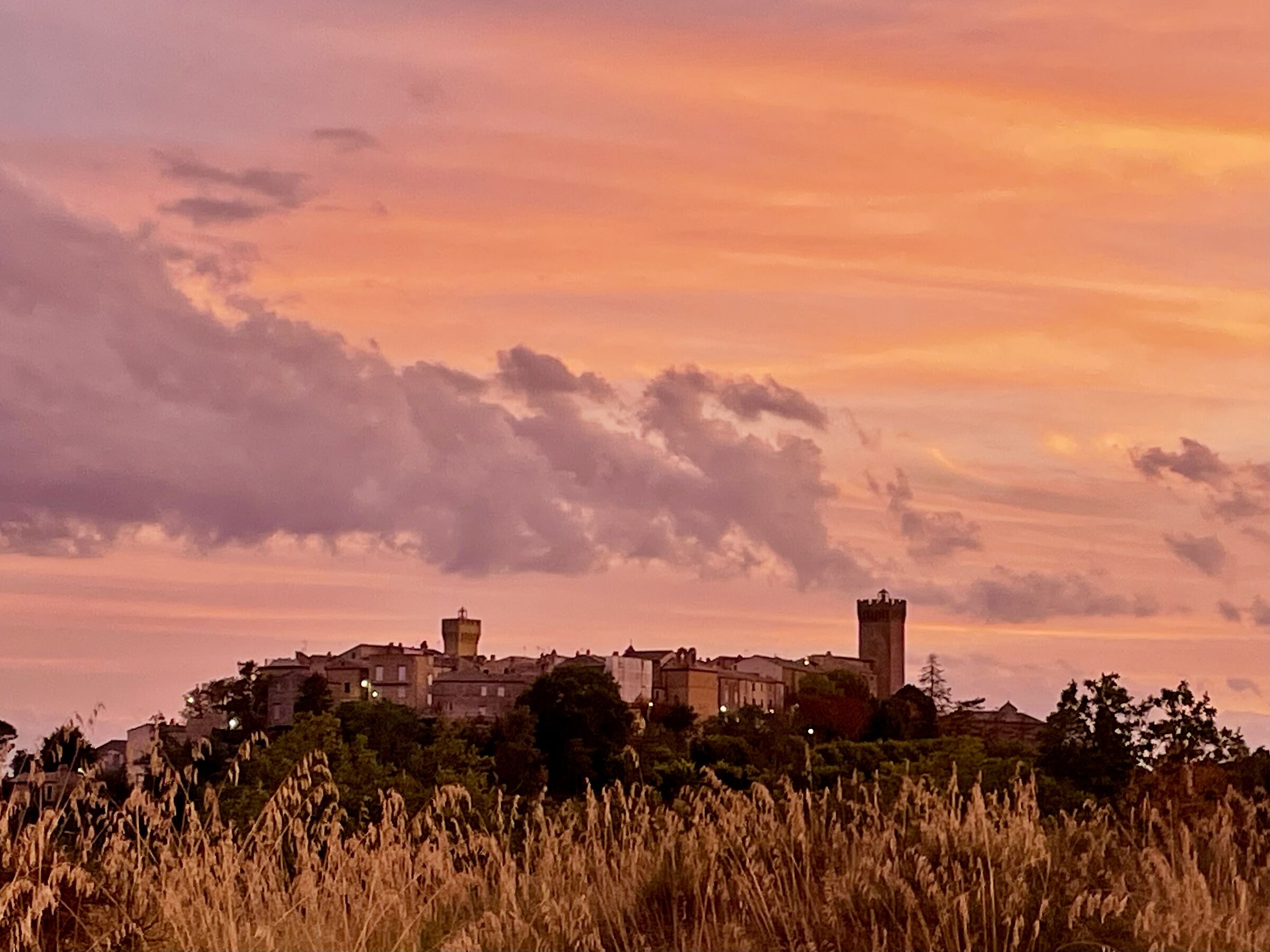 Moresco at sunset (Marche)