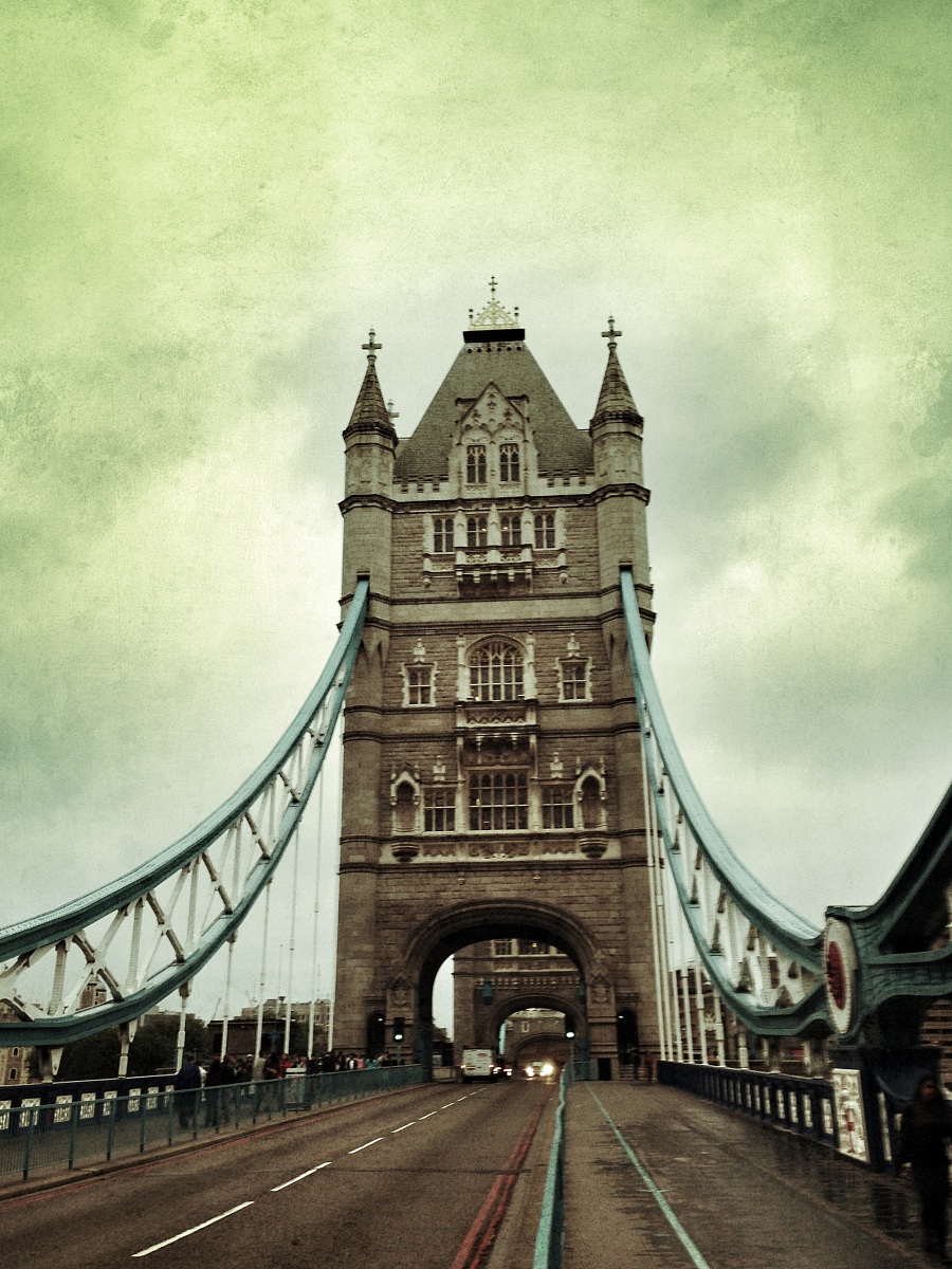 Tower Bridge,Londra