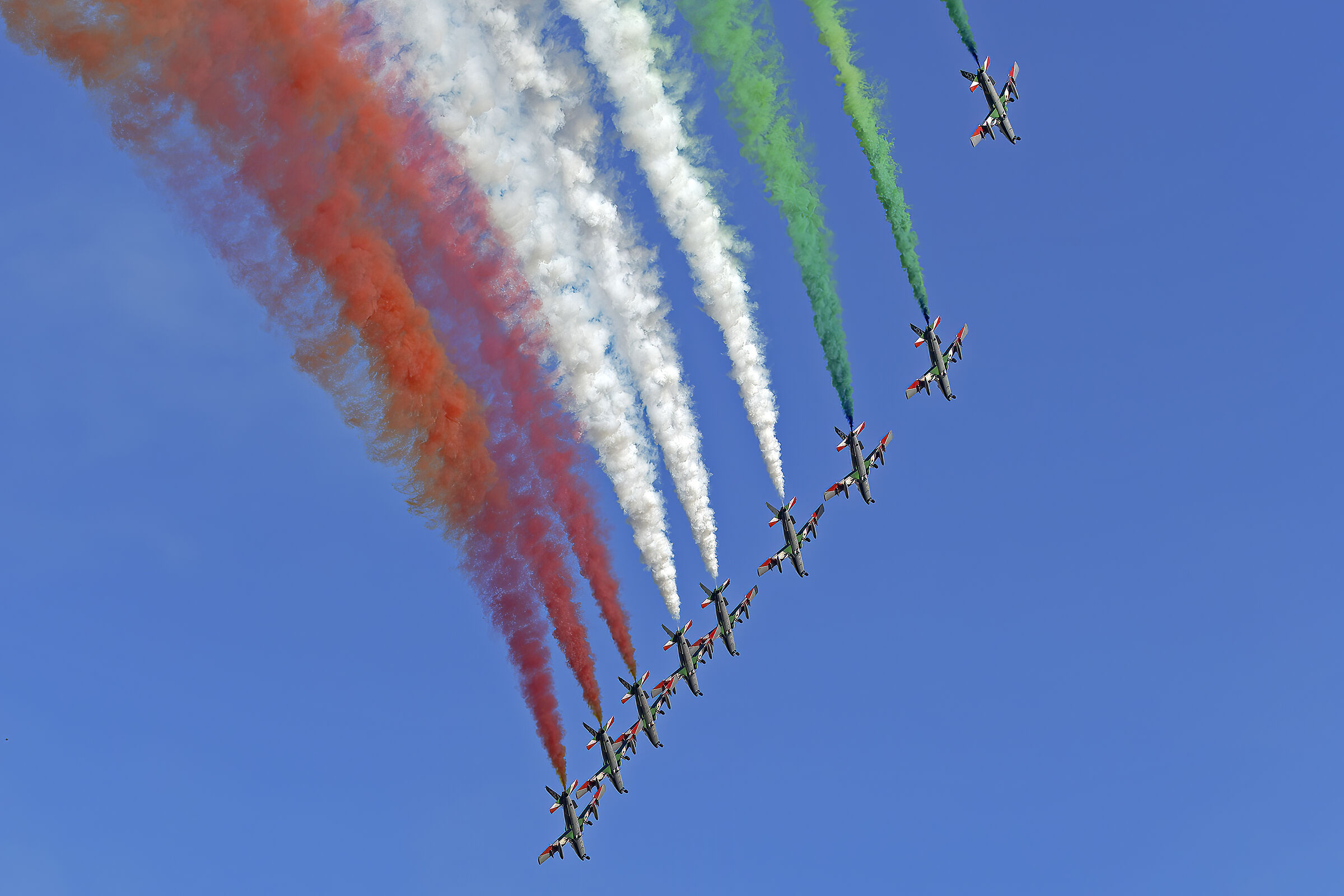 The tricolor in the sky