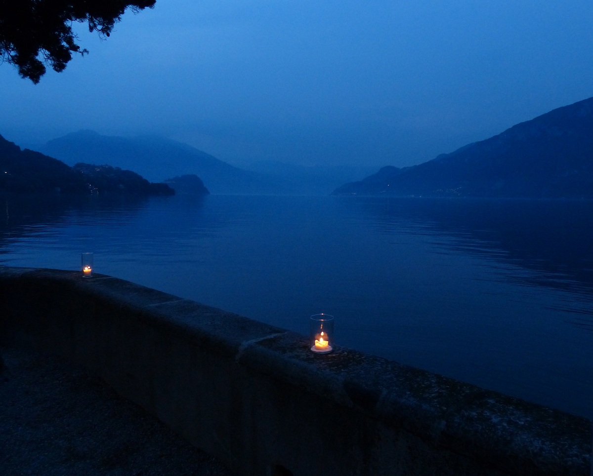 Tramonto sul lago