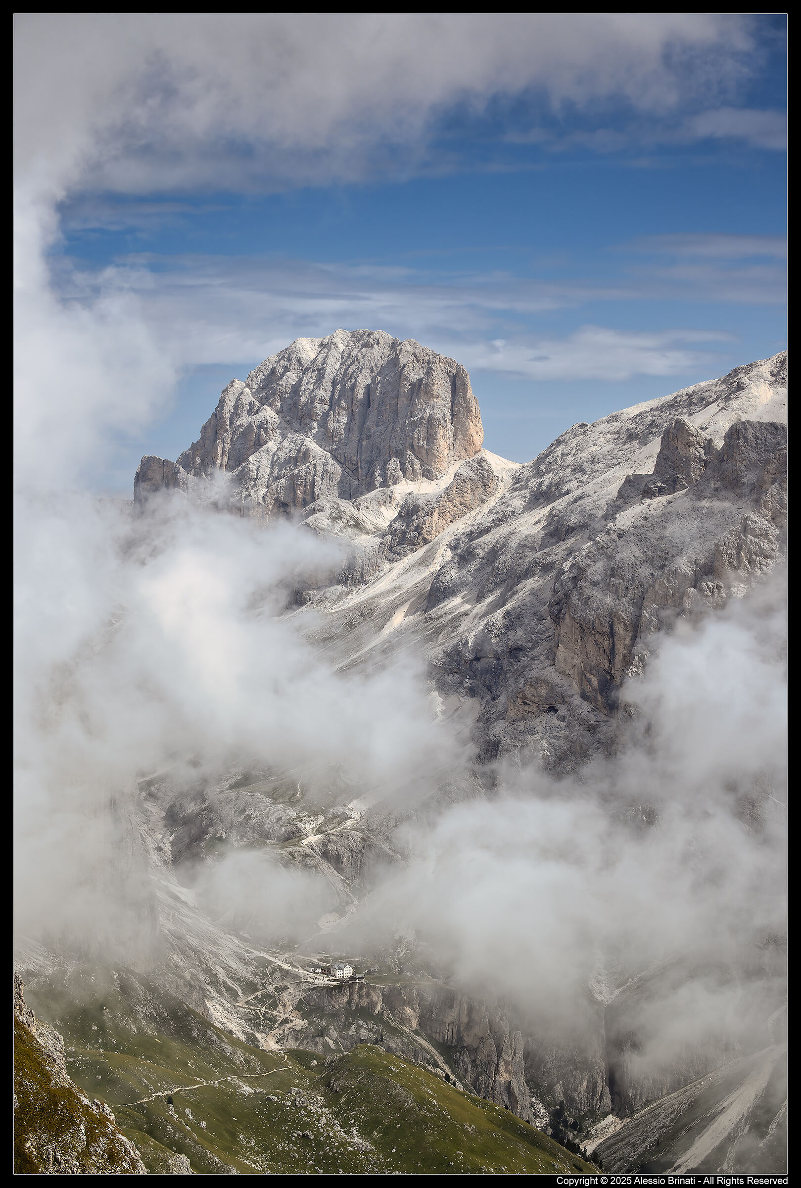 Rifugio Vajolet dal passo delle coronelle