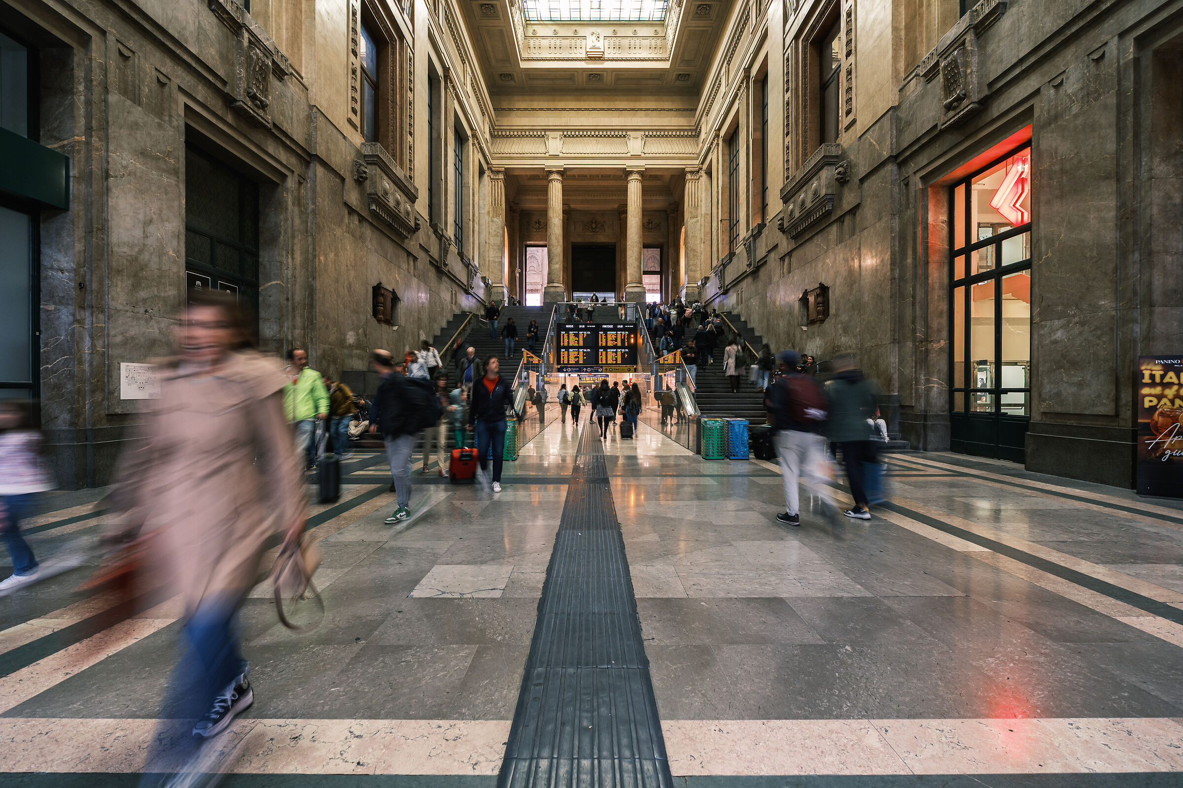 Central Station - Milan