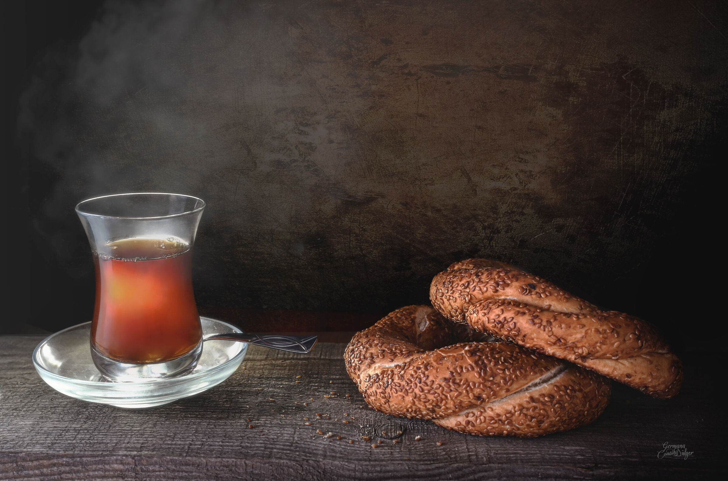 Turkish tea and simit