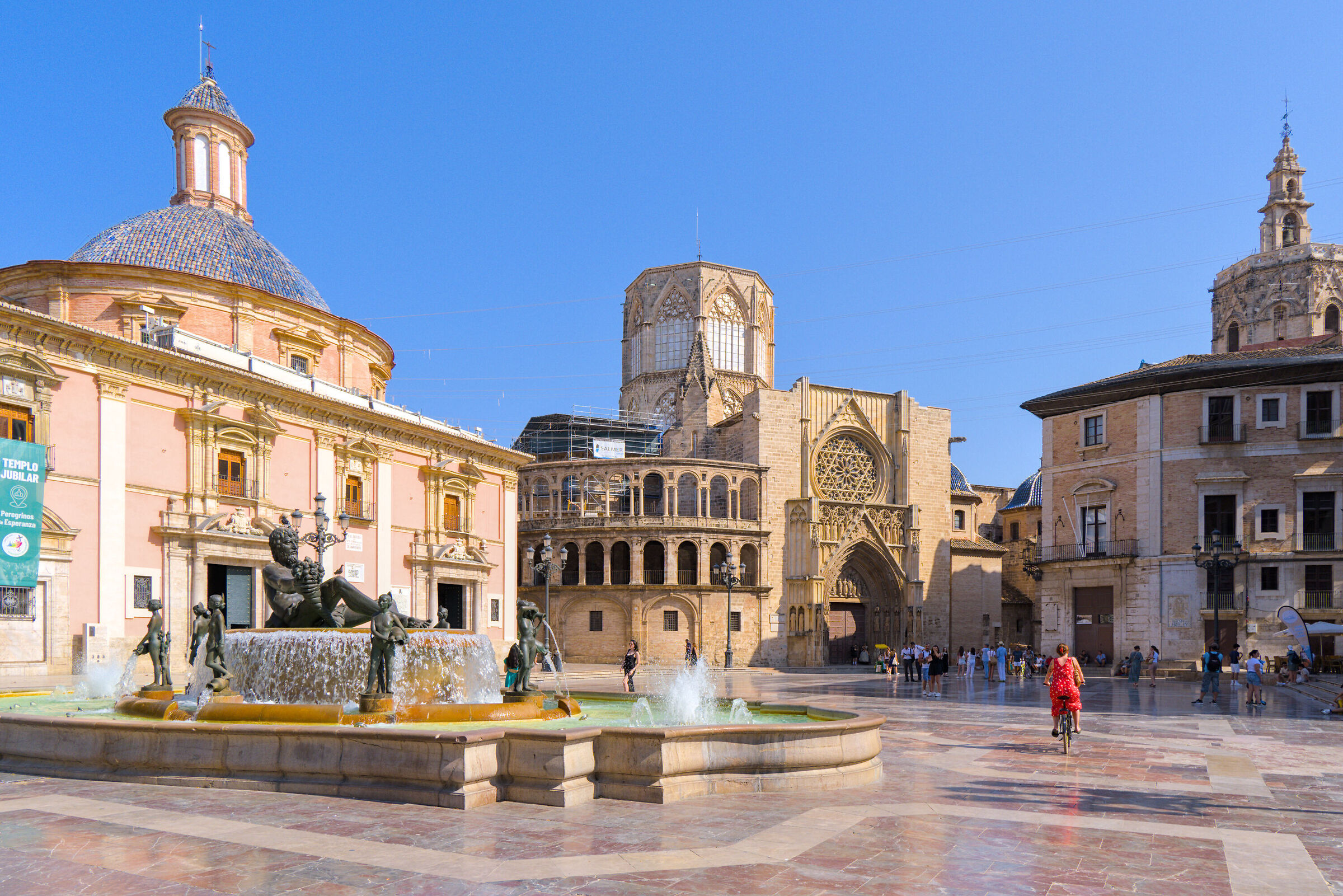 Valenecia Plaza de la Virgen
