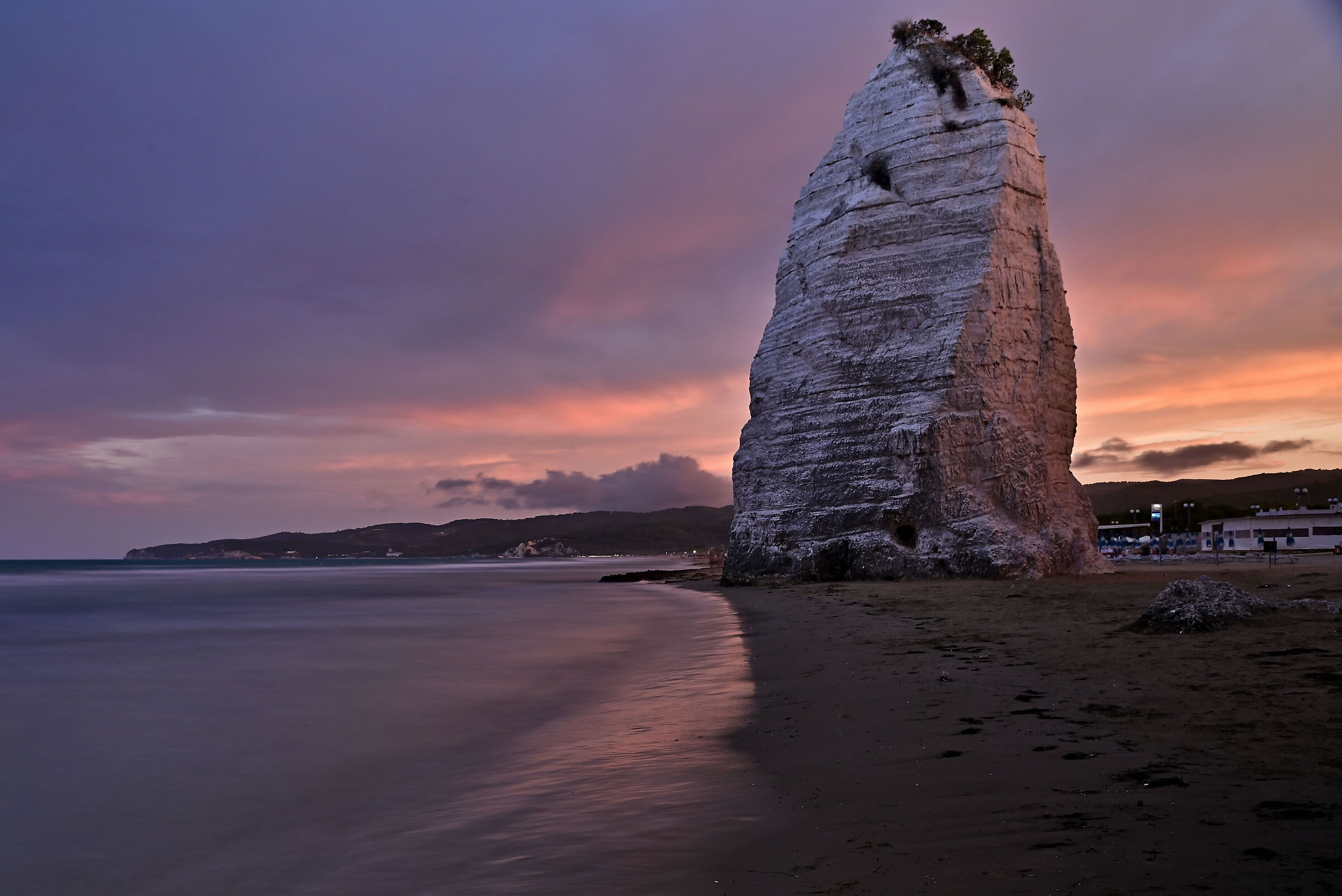 Foto ricordo delle vacanze  Scoglio Pizzomunno a Vieste